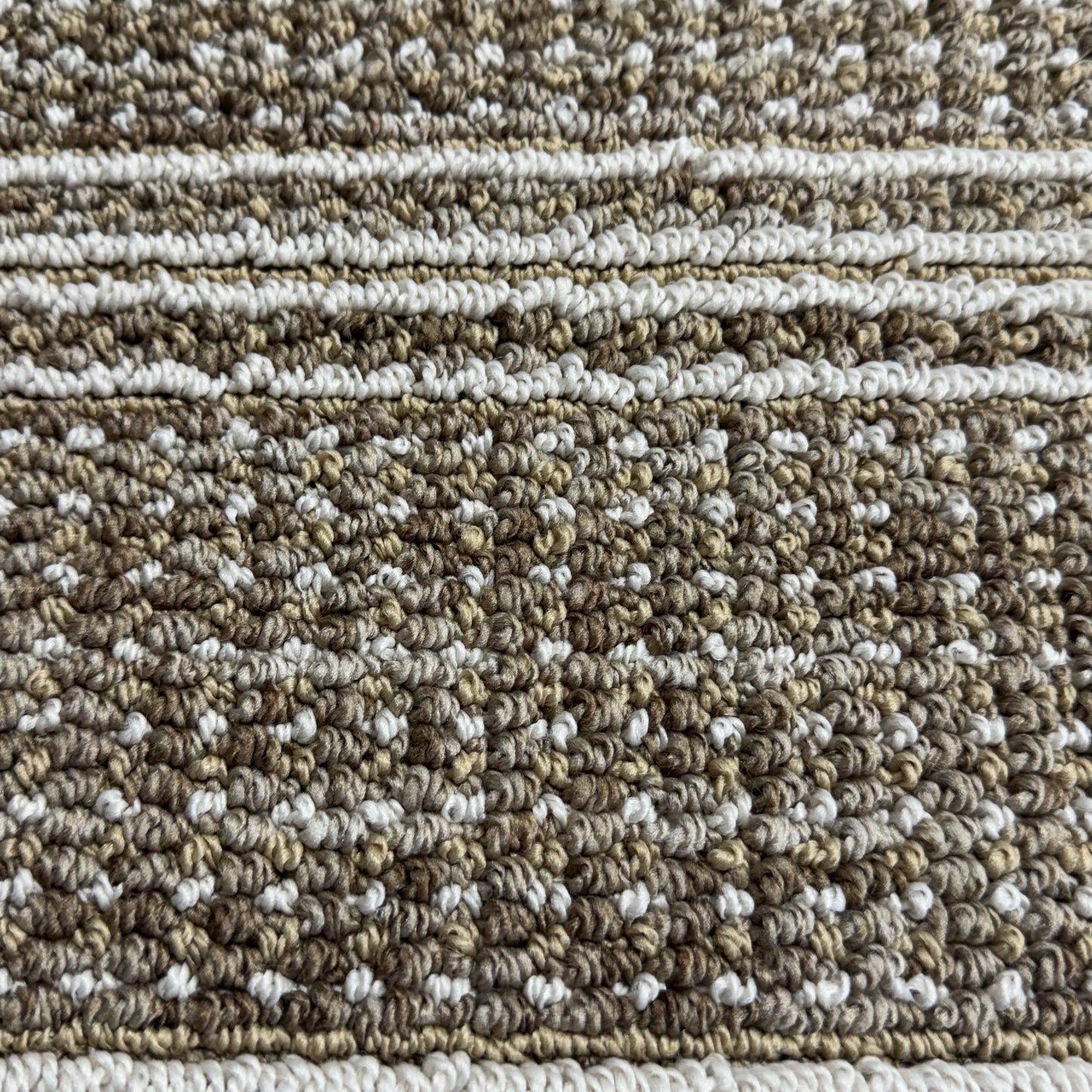 THRESHOLD Washable Tufted Accent Rug Sz 24" x 36" Light Brown