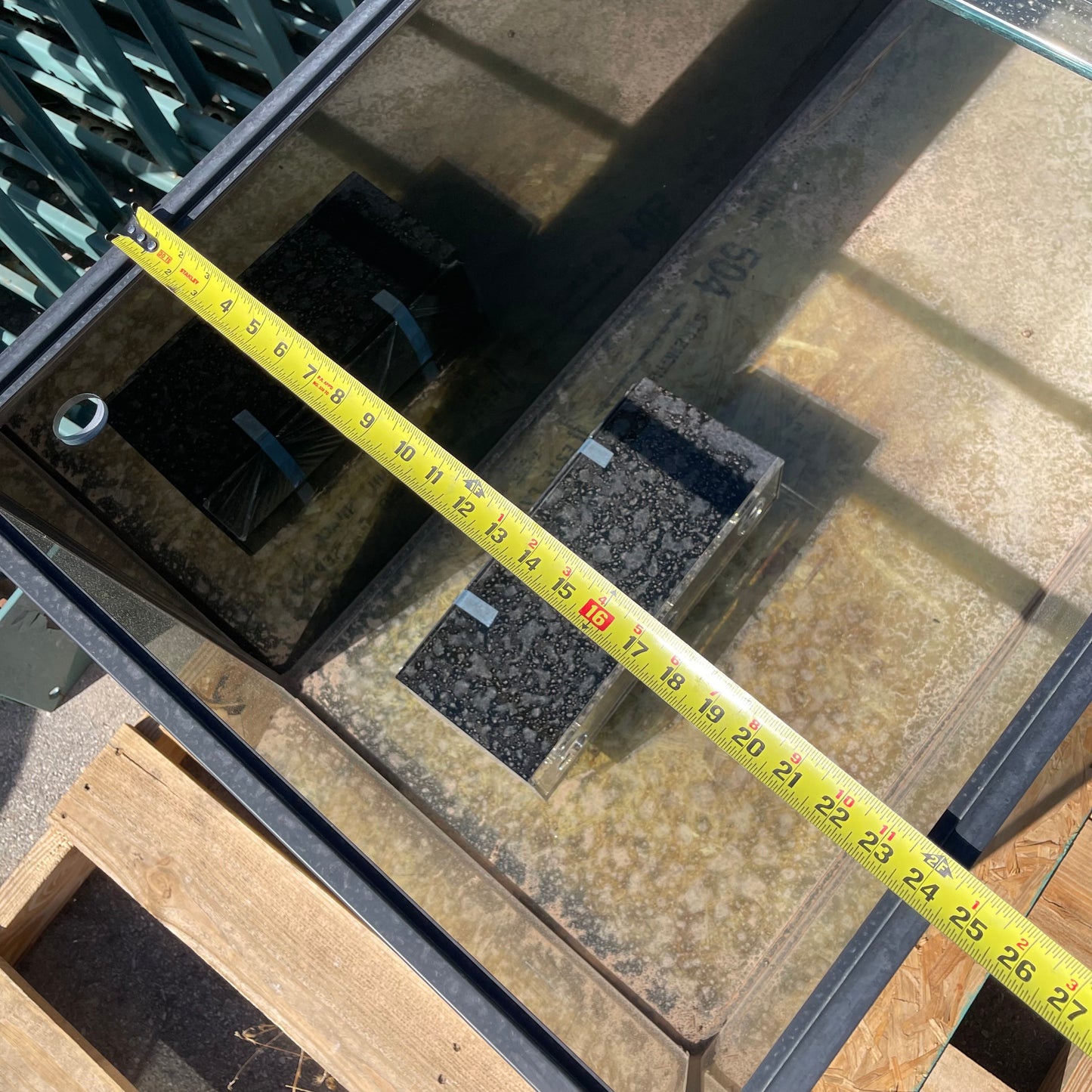 Z@ PLANET AQUARIUMS Water Tank 84"x25"x24" (AS-IS)