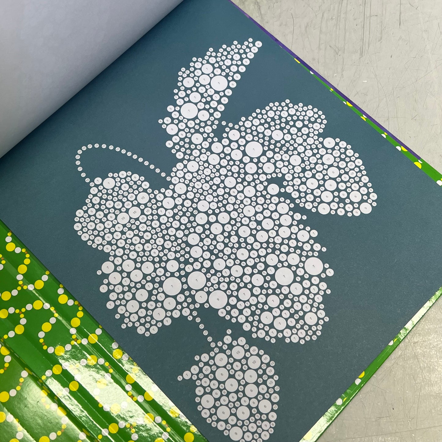 ART ACADEMY Hardback Dot Painting Nature Includes Paints & Tools Book 11"x10"x1"