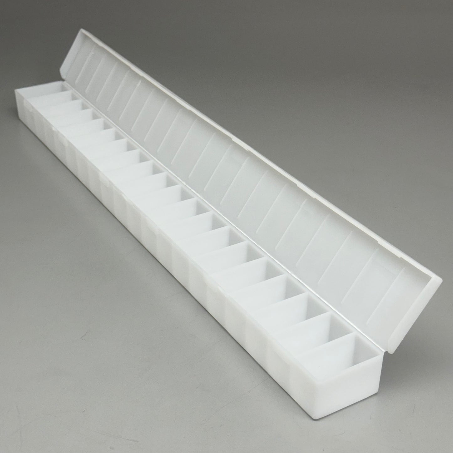 CGS INC Plastic White Storage Cases 99 Pack 20”Lx2”Wx1 1/2”H Plastic