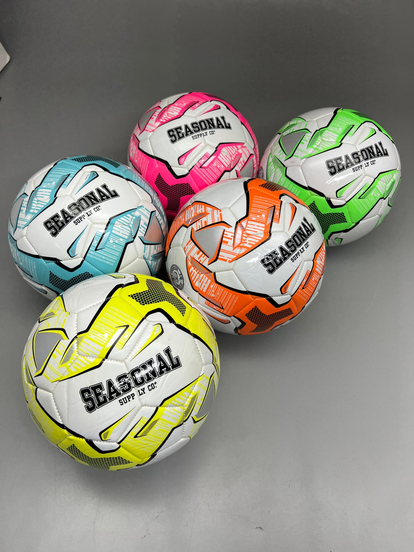 SEASONAL SUPPLY (5 PACK) Competitor Soccer Balls Size 5 Multicolor 04156