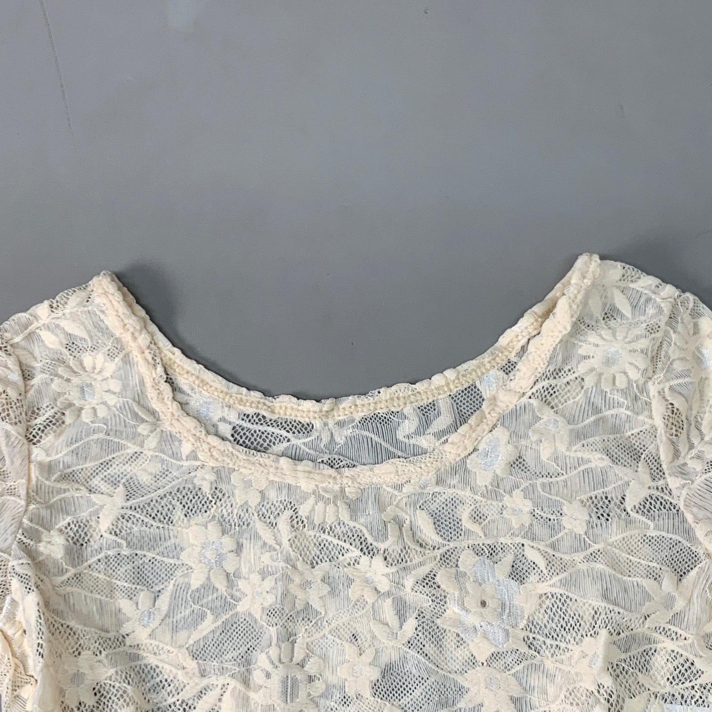 HALFTEE Full Lace Long Sleeve Nylon & Spandex Blend Floral Creme XS (22)