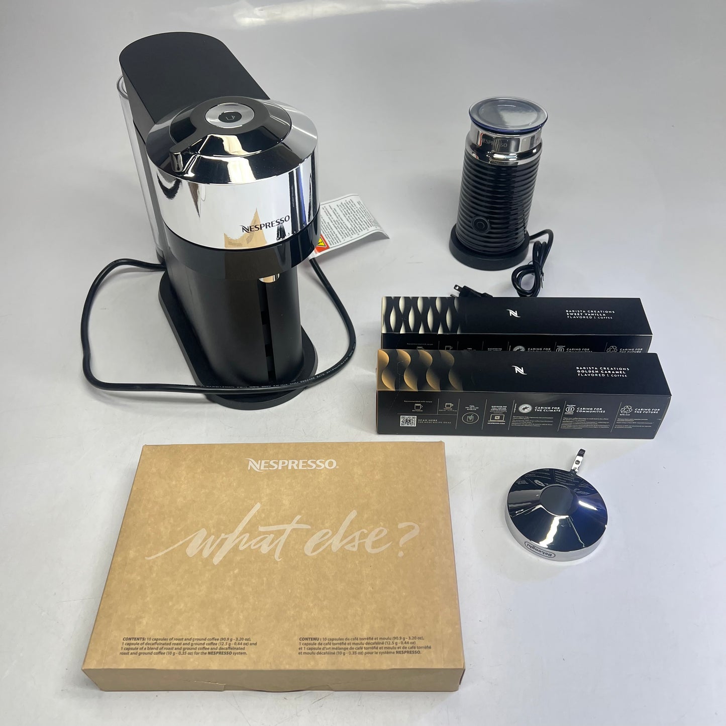 DELONGHI Nespresso Vertuo Next W/ Aeroccino 120V Black/Chrome ENV120CAE