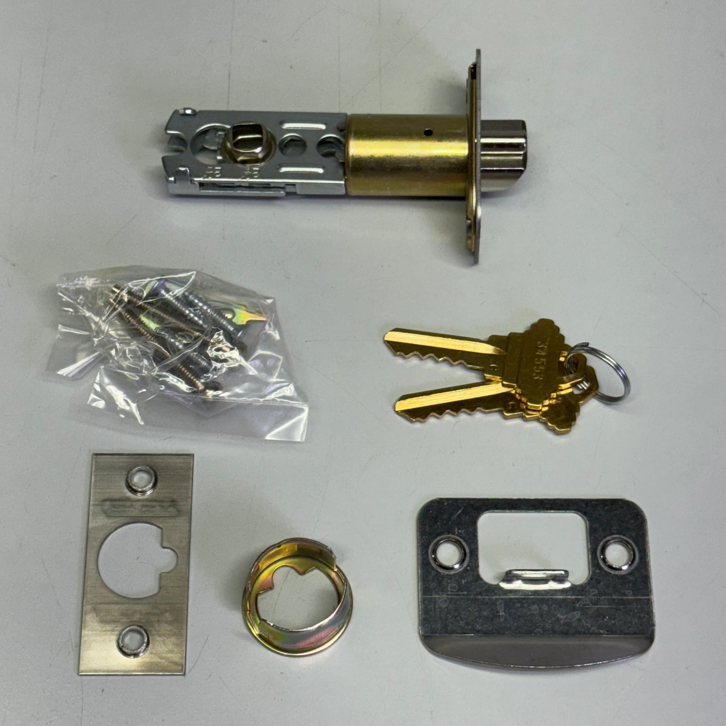 SCHLAGE Door Handle 1 3/8" ta 2" Door Range 2 3/8" & 2 3/4" Backset Grey