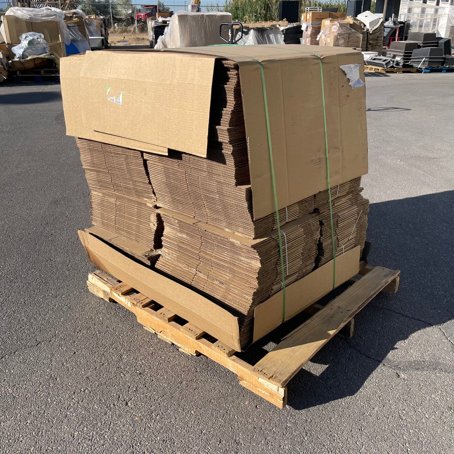 ZA@ Pallet of VERITIV Cardboard Boxes 12”x9.5”x6.5” (AS-IS)