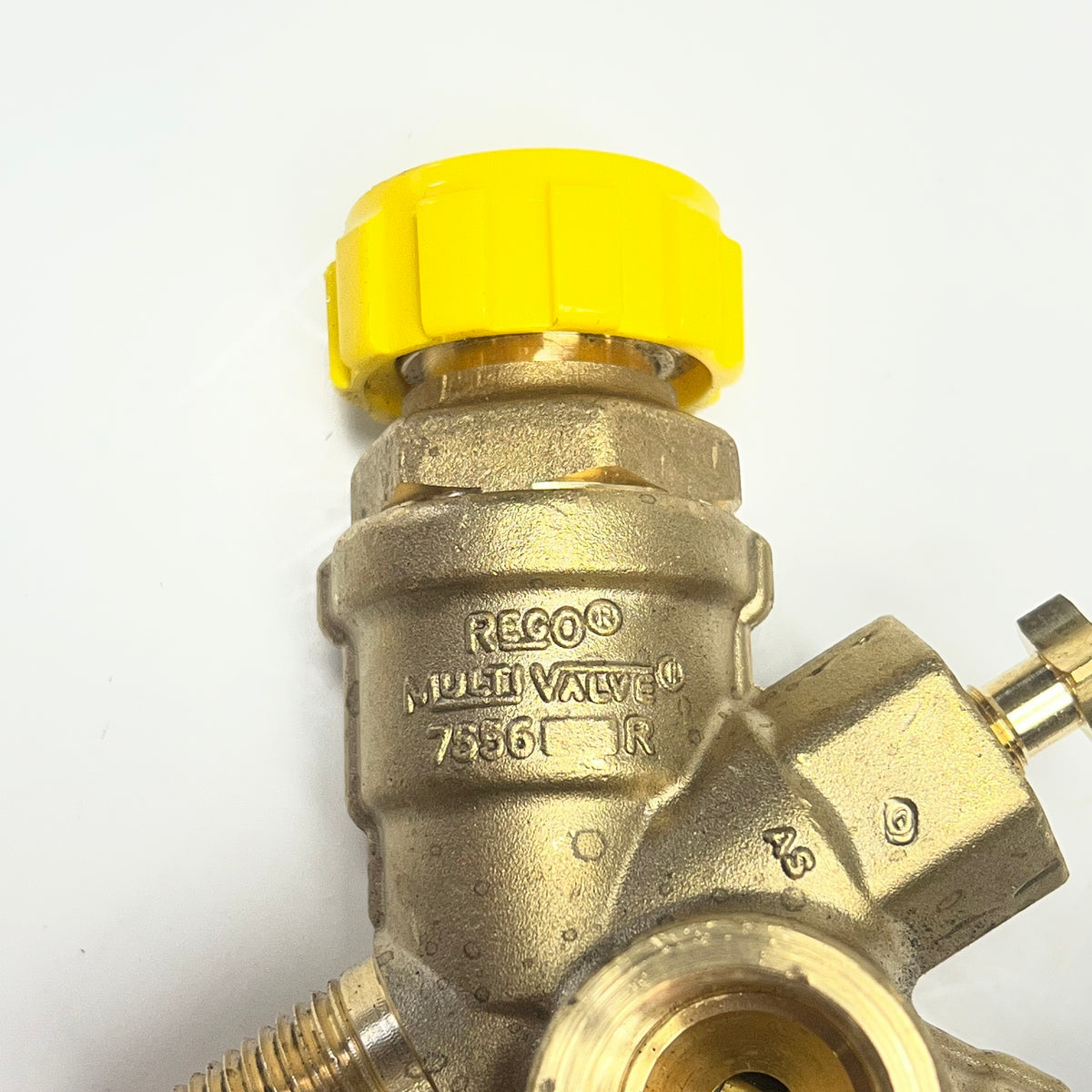 RAGO Propane Tank Replacement Multivalve  3/4" mnpt thread 15"L Brass 7556R