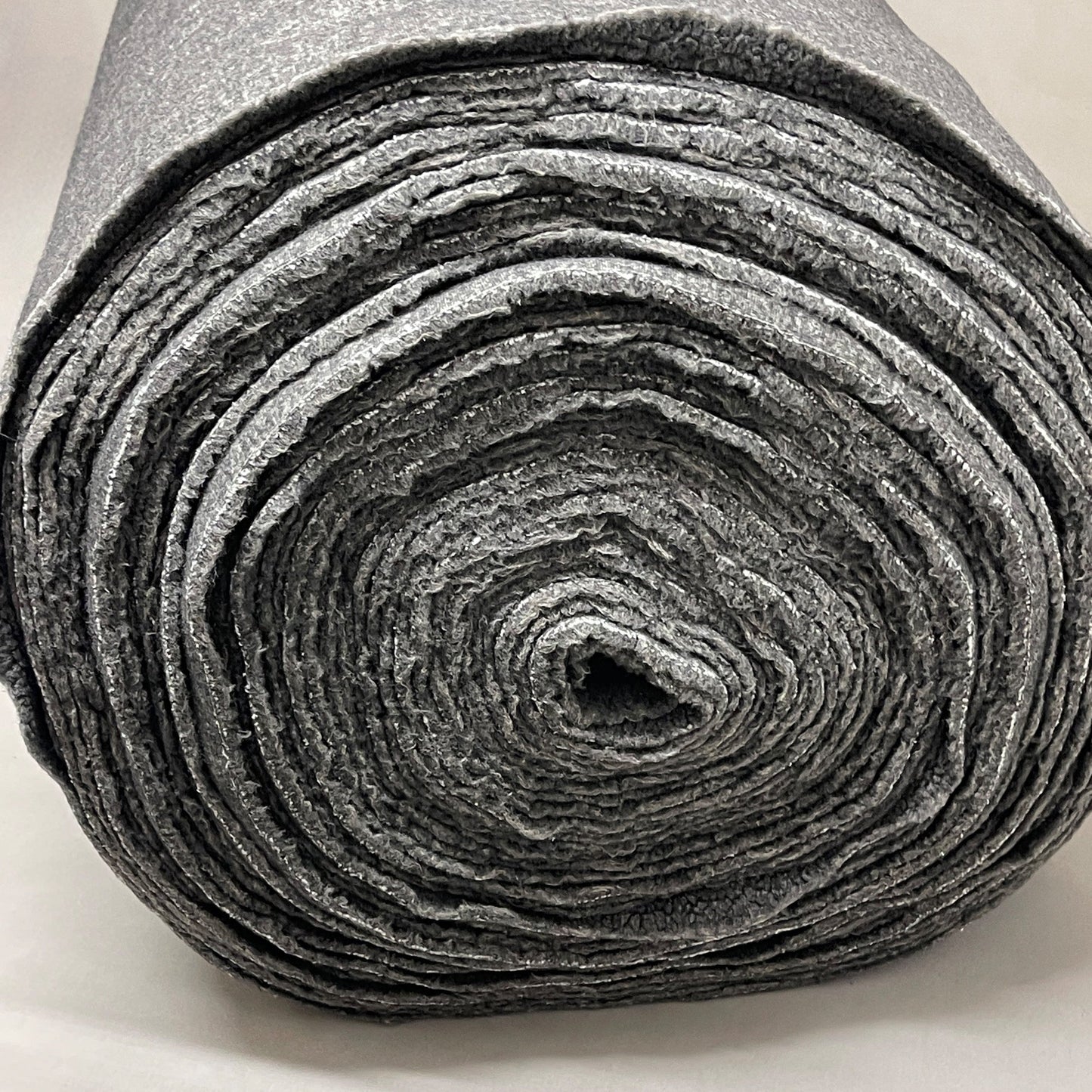 Z@ 36 YARDS of FLEECE! YAW LIAMY Huge Roll of Fleece Fabric / Material  60” W Sheepskin Grey (New) L