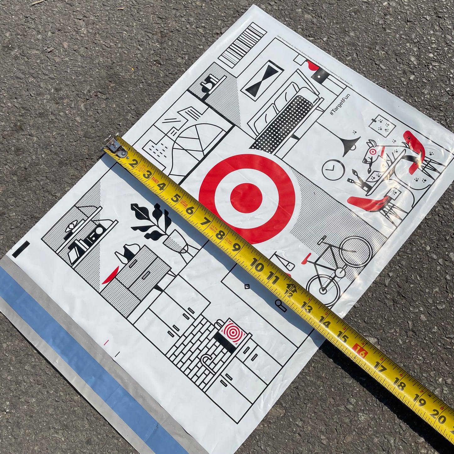 ZA@ Pallet of TARGET Cardboard Boxes, Mailers, & Kraft Paper Packing Tape (AS-IS)