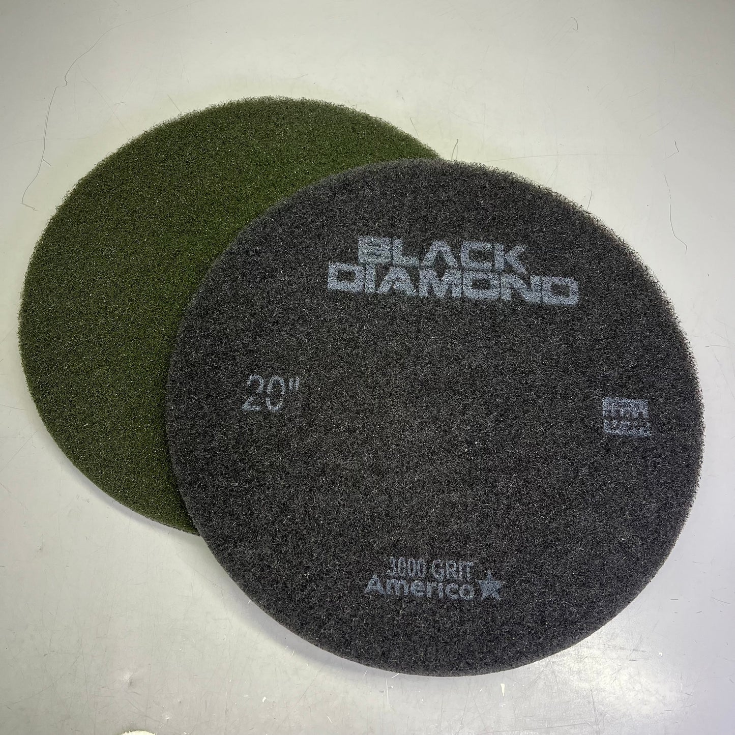 AMERICO (SET OF 2) Black Diamond Pads Highest Brilliance 3000 Grit 20" 442420