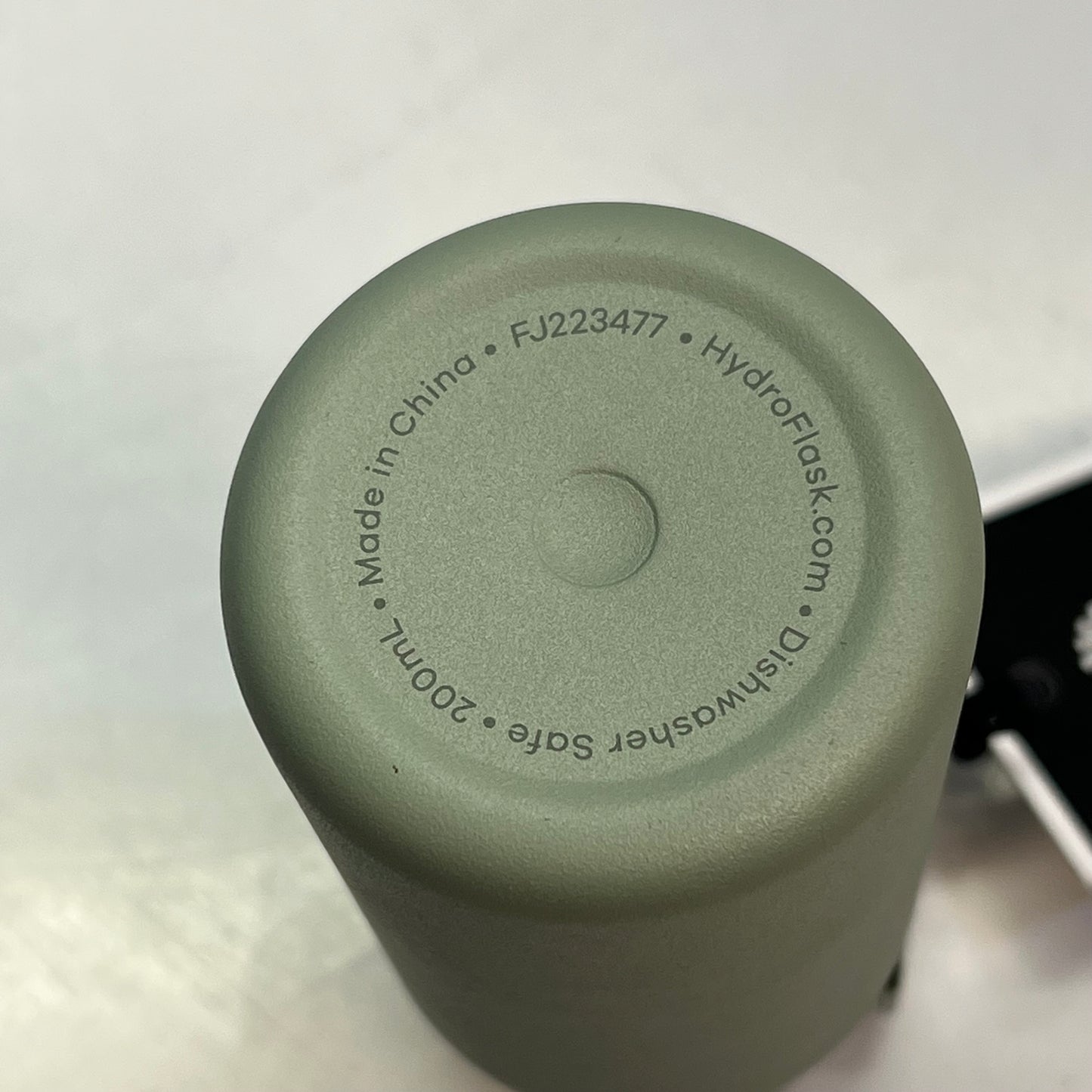 HYDROFLASK Micro Hydro Vacuum Water Bottle W/ Screw Cap 6.7 fl oz Agave TNY200