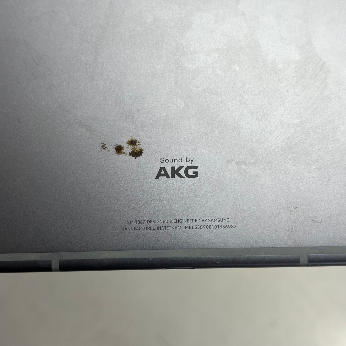 ZA@ APPLE  (LOT OF 2) Ipad Pro 1st Generation (Working & Unlocked) W/ Samsung Galaxy Tab S6 (shattered for Parts)   11" Space Grey A2013 (As-Is)