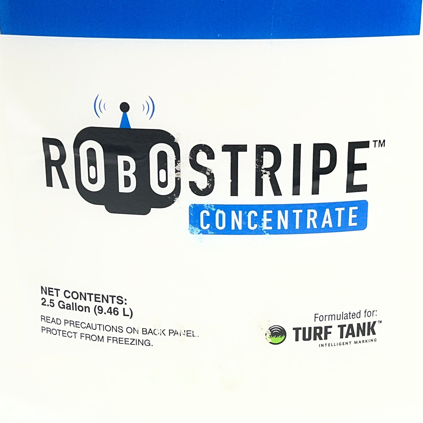 PIONEER ATHLETICS Robo Stripe Turf Tank Line Marking Robot Paint 2.5 Gal White