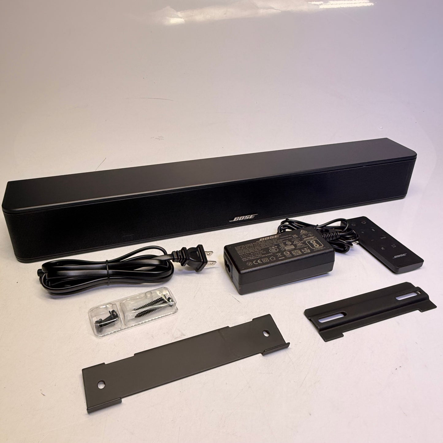 ZA@ BOSE Solo Soundbar Series II W/remote, Power Cord, Wall Bracket Black (AS-IS)