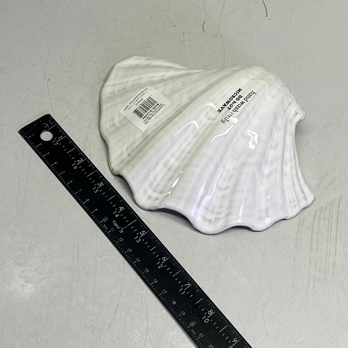 CREATIVE CO-OP (3 PACK) Reactive Crackle Glaze Stoneware Shell Plate White 8635