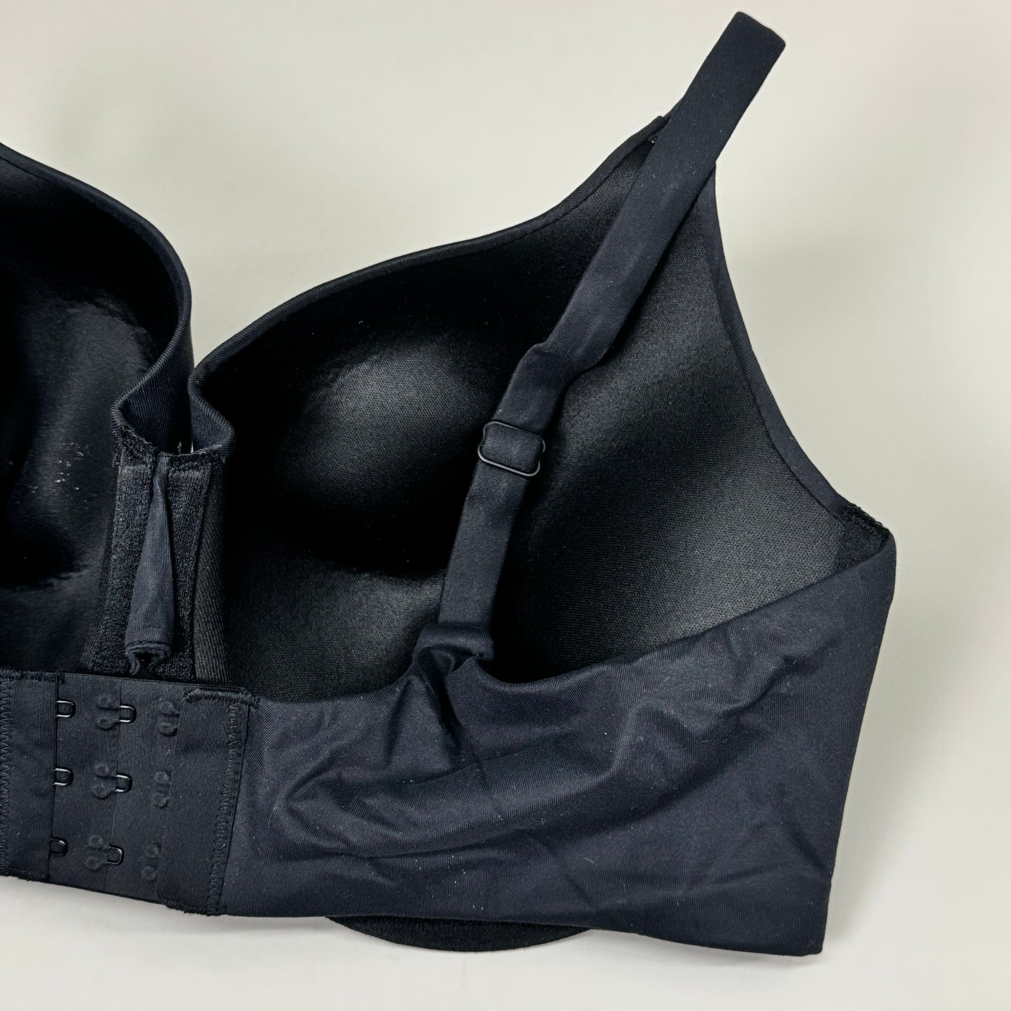 SKIMS Fits Everybody 360 Degree Stretch Soft T-Shirt Bra Women's Sz 38DD Onyx