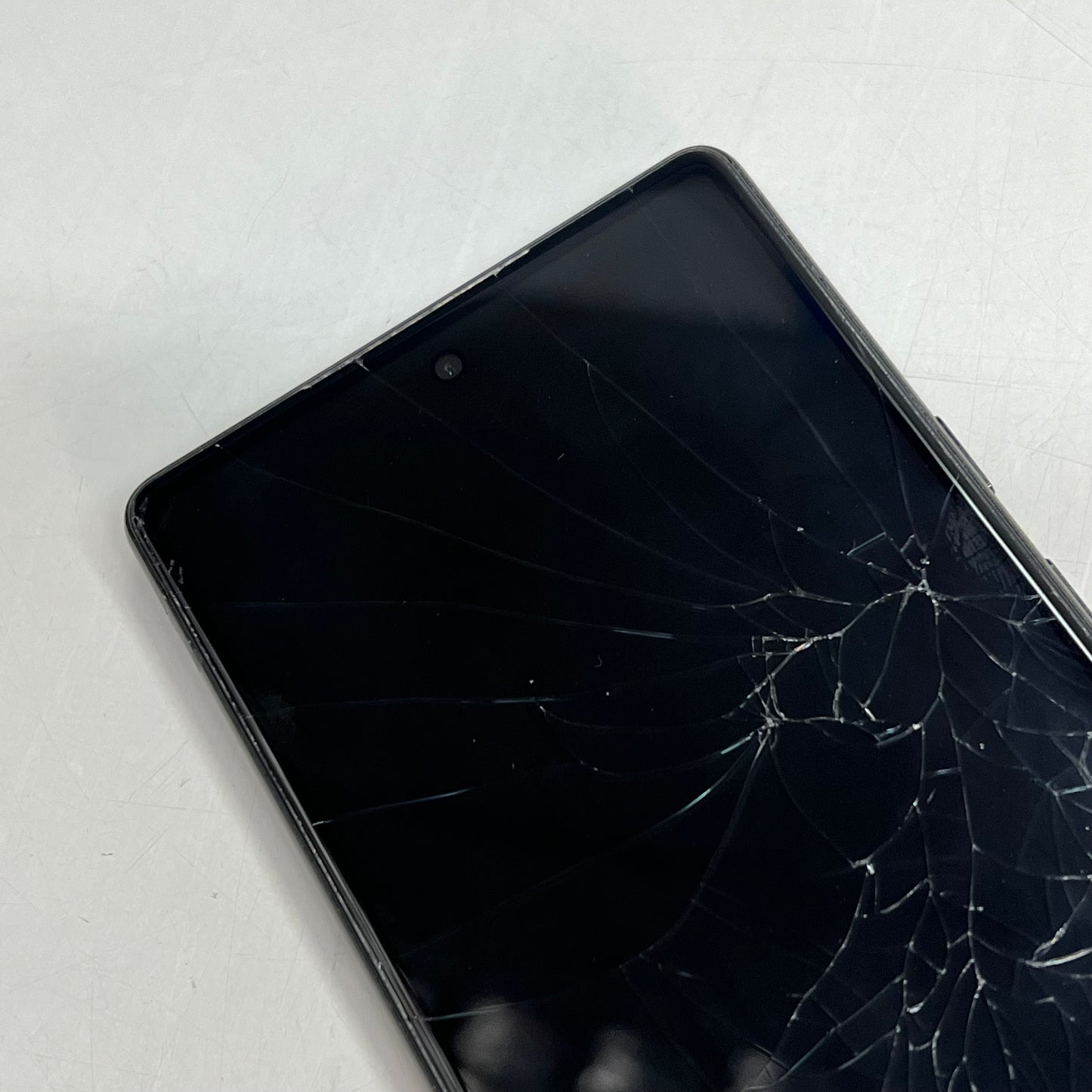 GOOGLE 2021 Pixel 6 Phone 128GB 6.4" Display Black (Pre-Owned )