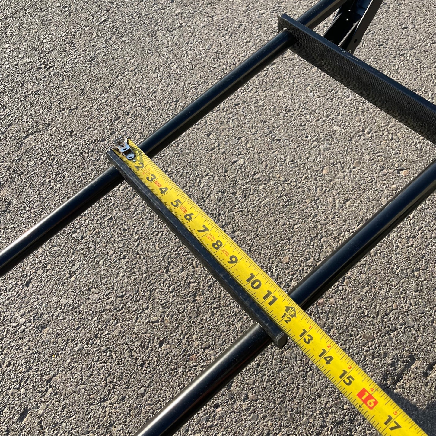 ZA@ Pallet of TOPLINE Inline Folding RV Ladder (New)