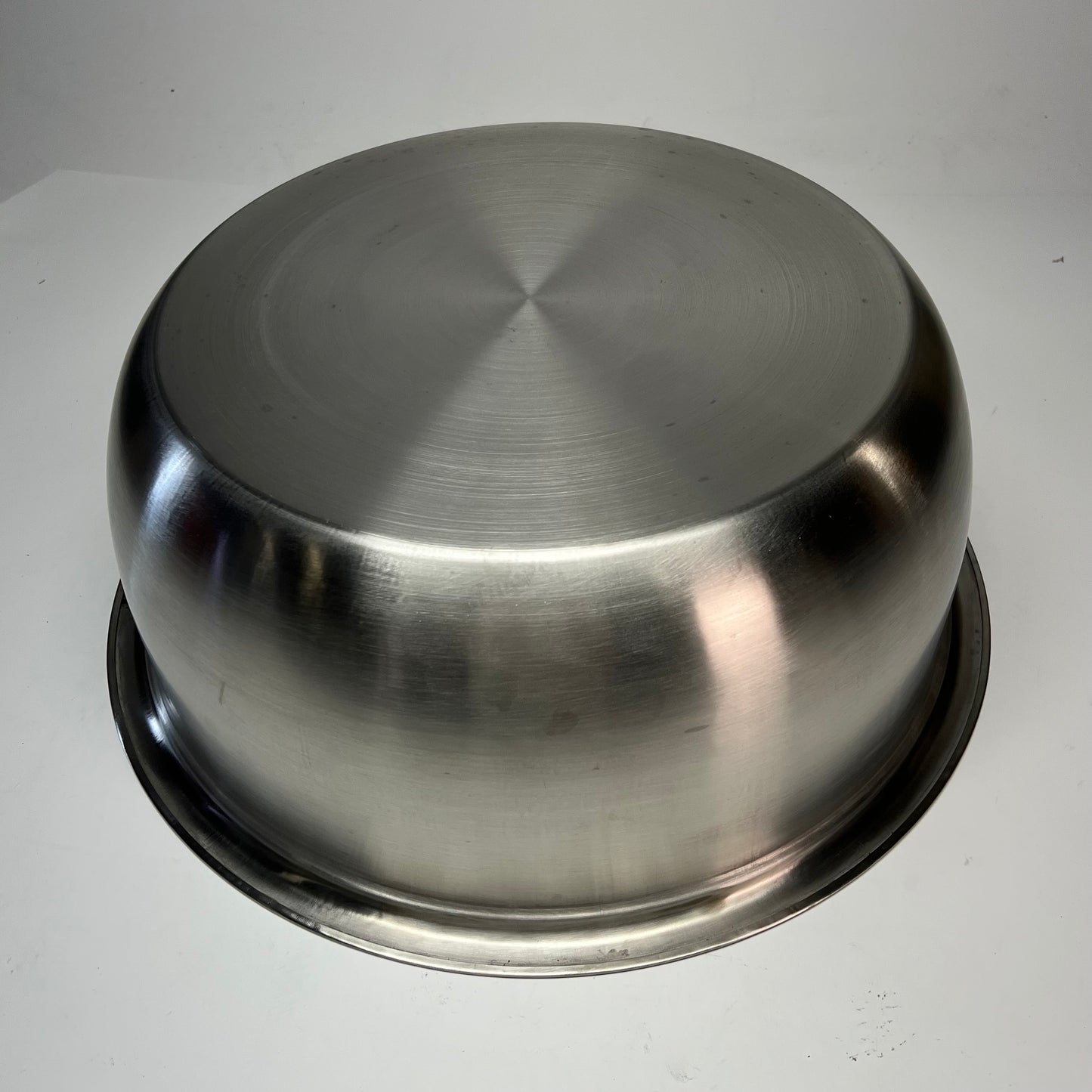 ZA@ Large Stainless Steel Mixing Bowl  22"x22"x8" Silver 616607