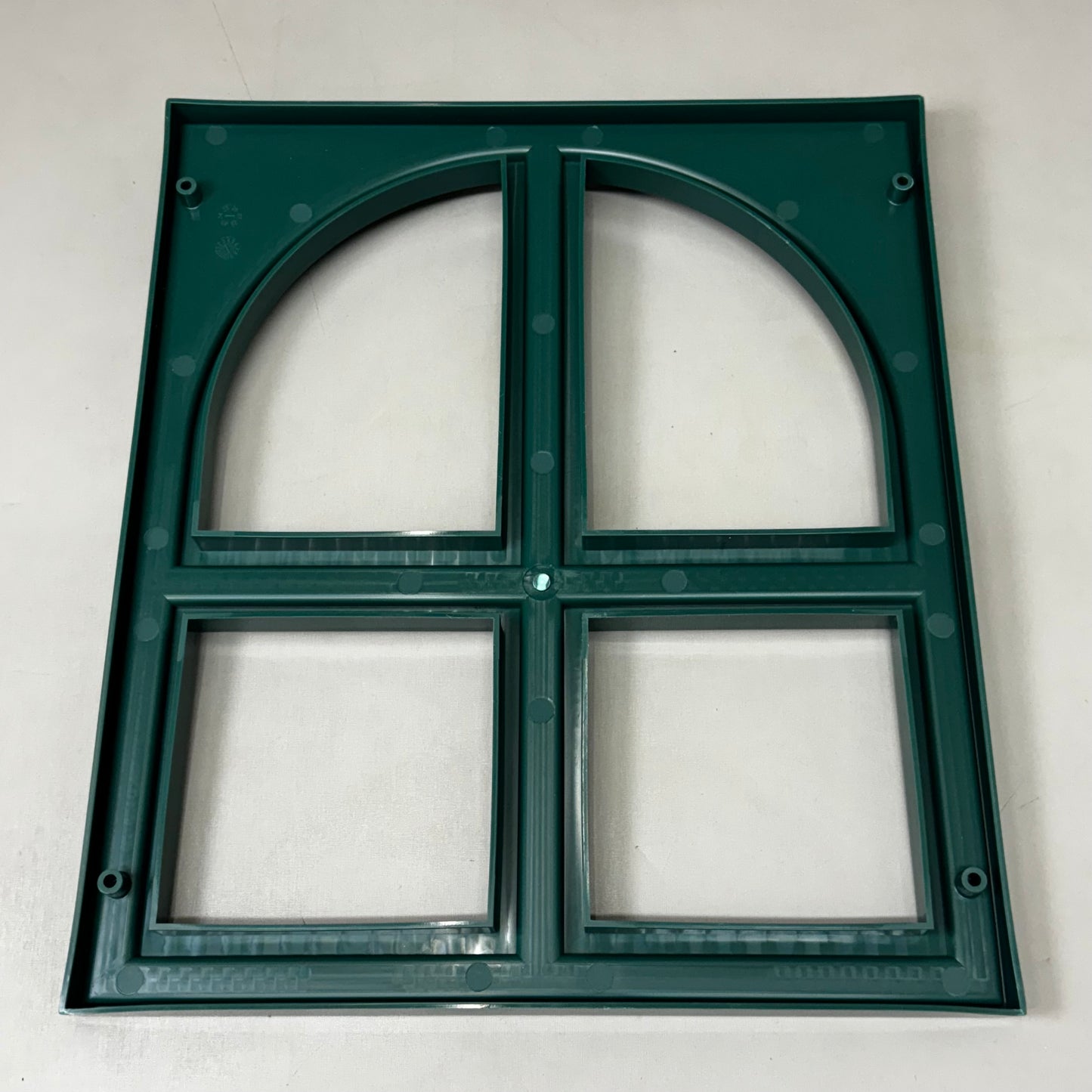 GORILLA (2 PACK) Playground Windows 16" X 13" Green 07-0029-G