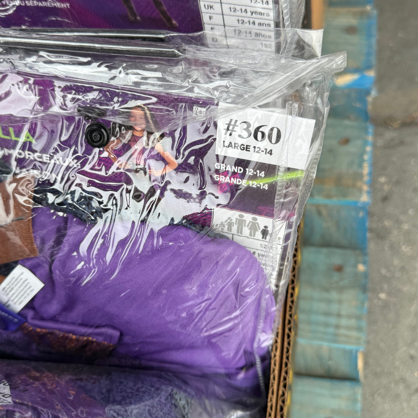 ZA@ Pallet of MIXED Halloween Costumes: Stranger Things, Billie Eilish, Zombies, 2 Overwatch (AS-IS)