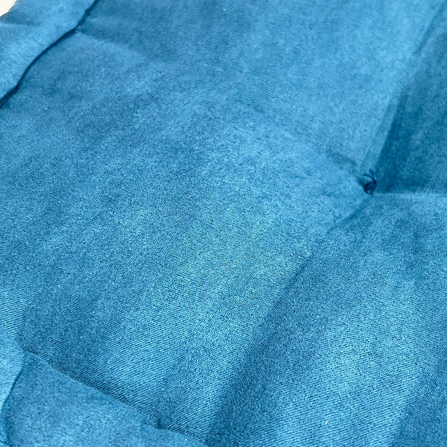 ZA@ SAFAVIEH Gardenia Floor Pillow W/ Handle 18"x18" Dark Turquoise FLP1002B-1818SQ (AS-IS)