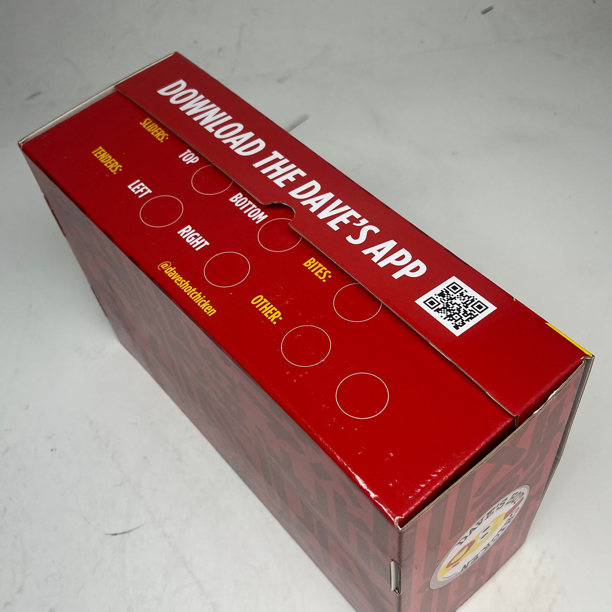 ZA@ DAVES HOT CHICKEN  (50 PACK) Catering Boxes  13.5"x9"x5" Red/Yellow (A-Is)