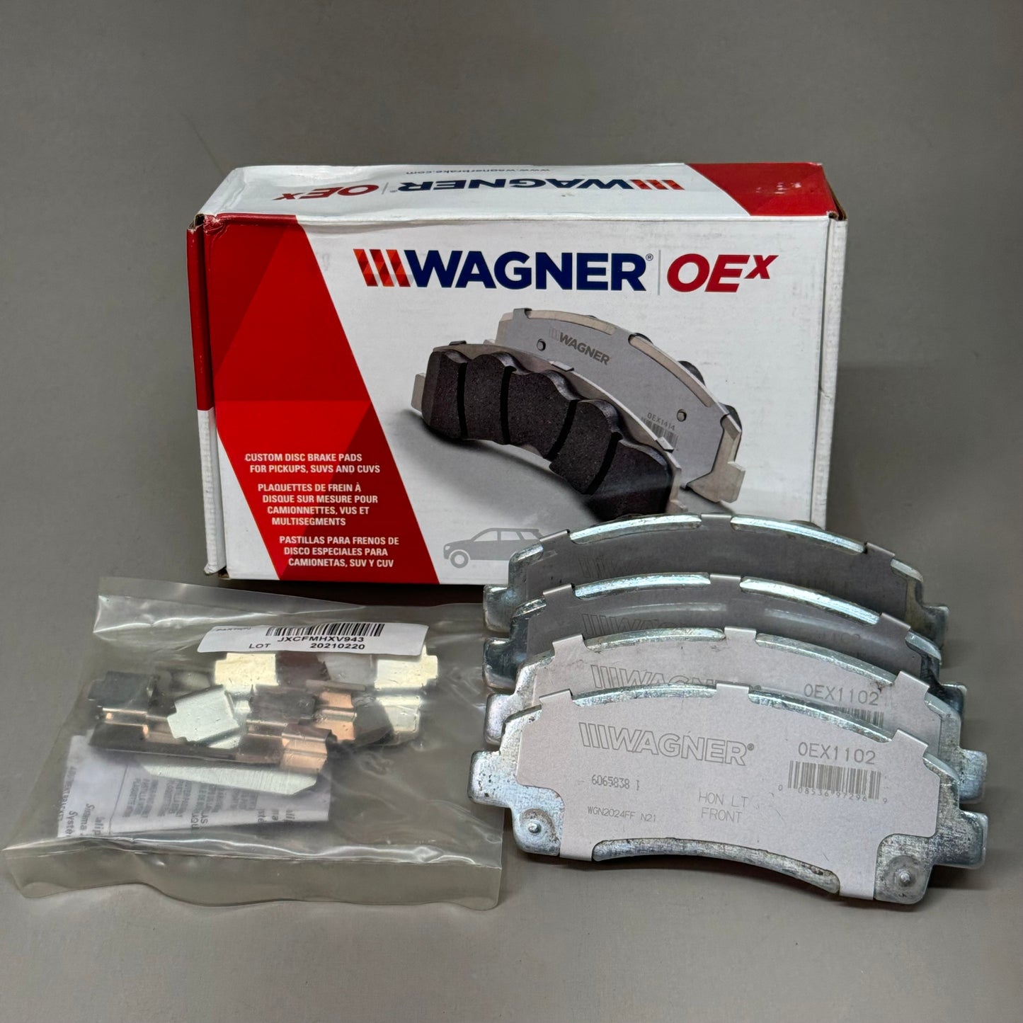 WAGNER OEx Ceramic Disc Brake Pad Set 6" x 2" Grey OEX1102