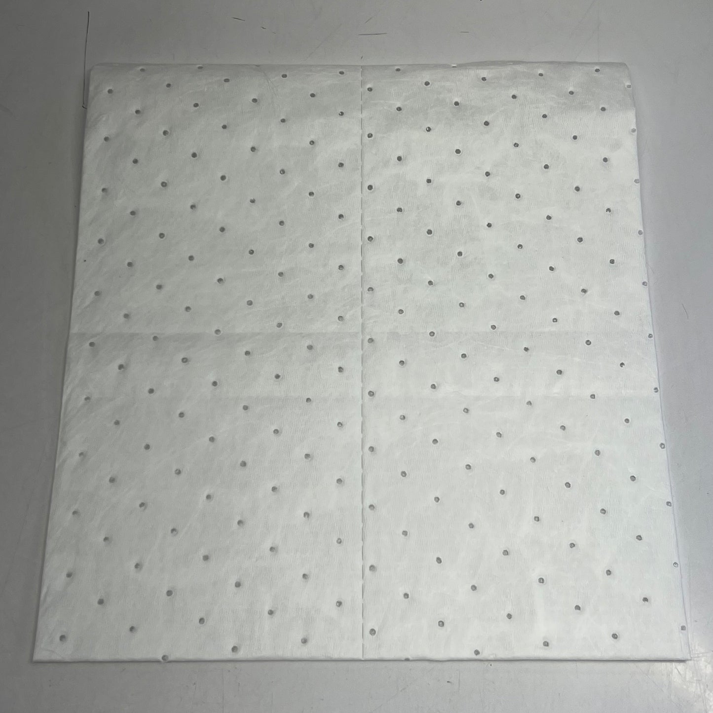 SPILFYTER (50 PACK) Oil Only Medium Weight Pads Sz 16" x 18" Z-72MC