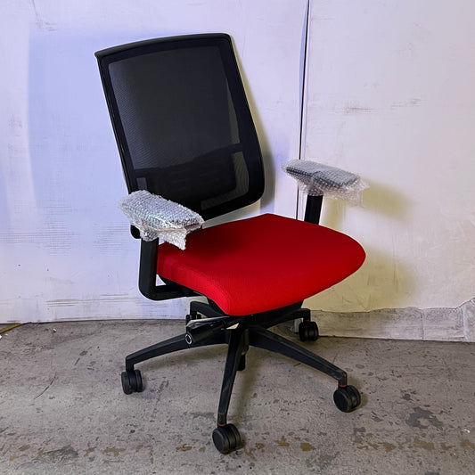 SITONIT SEATING Amplify Office Chair, Red Sz 19"W x 20"L x 42"H, 36-0164 (New Other, Distressed Box)