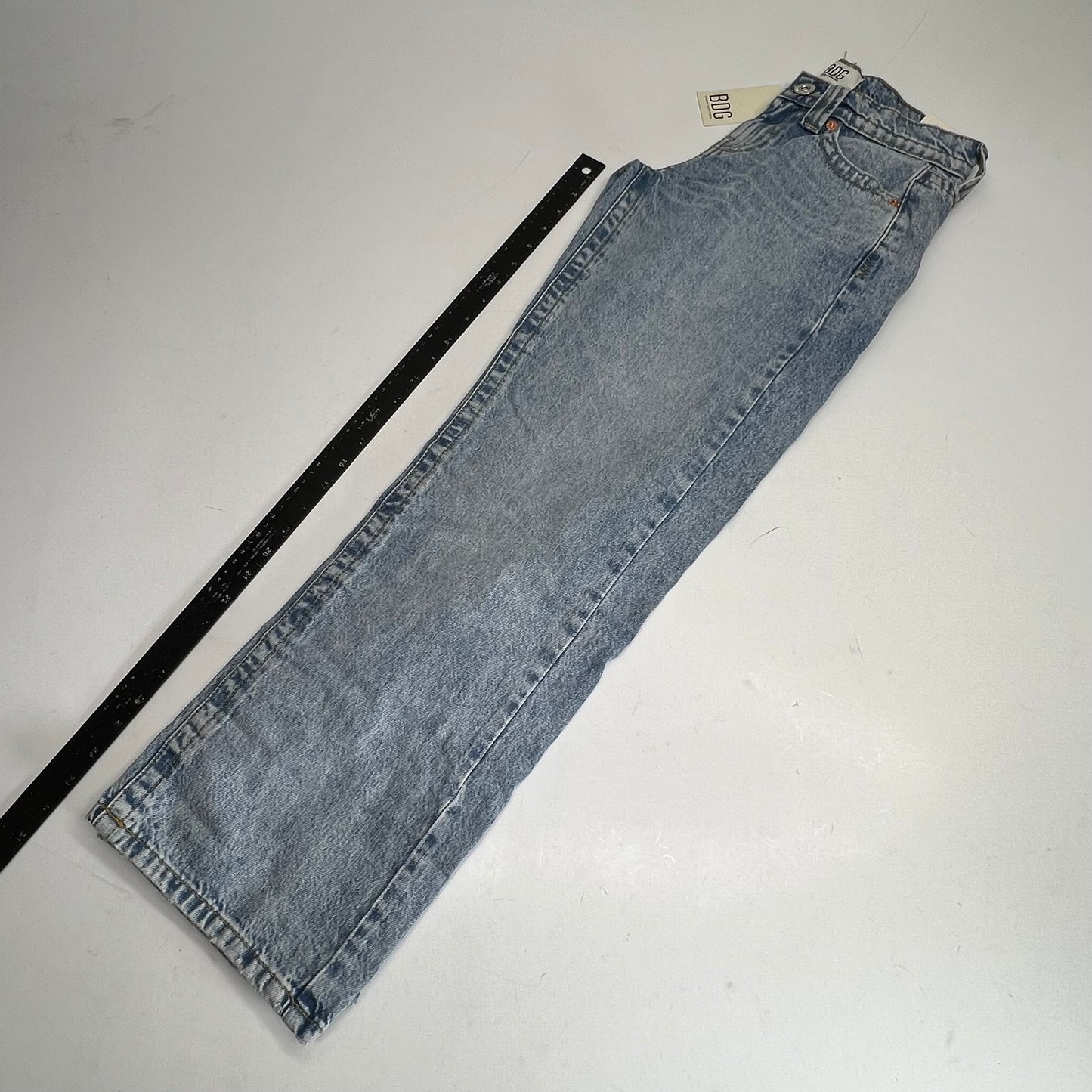 URBAN OUTFITTERS Kayla Low Rider Wide Leg Jeans Women's Sz 25W 32L Bleach