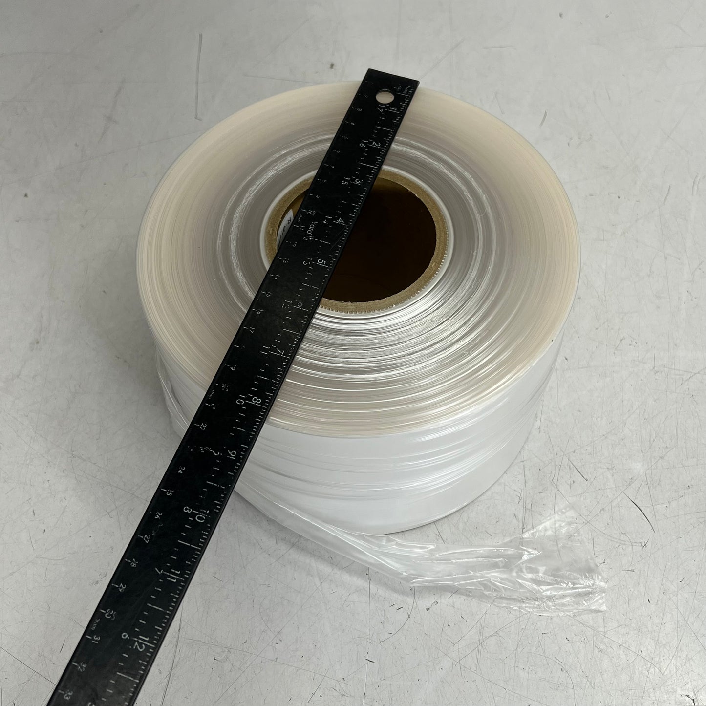 ZA@ (4 PACK) Rolls of Stretchy Plastic 6" Wide Unknown Length Clear