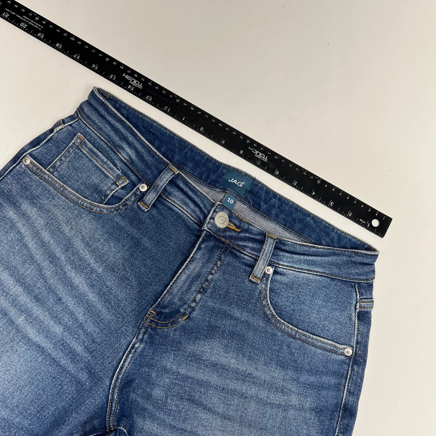 JAG Carter Girlfriend Jean Distressed Women's Sz 10/26 Light Wash J2874SAT307