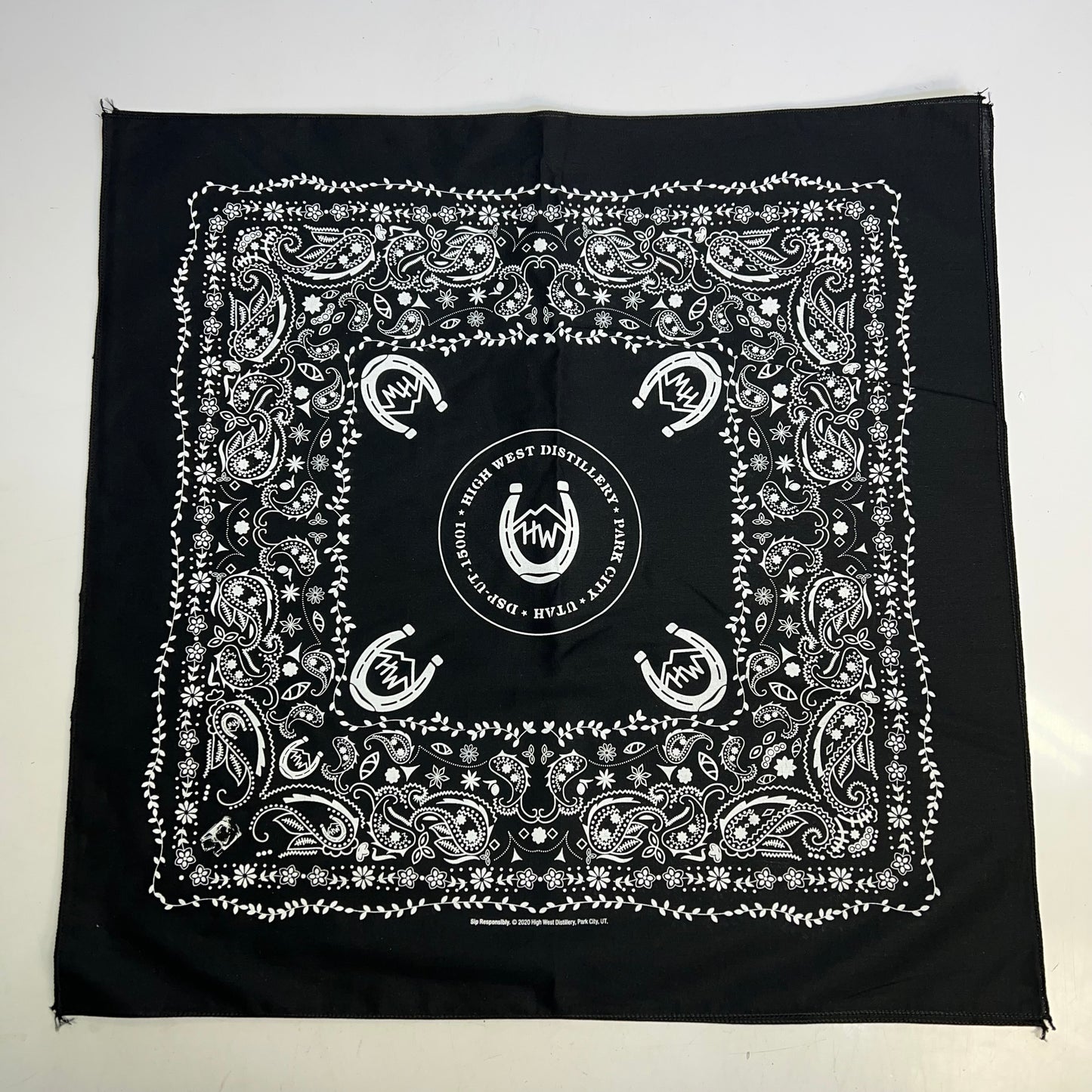 HIGH WEST DISTILIERY (4 PIECE SET) Park City Utah Bandana W/ Pins 21"x21"