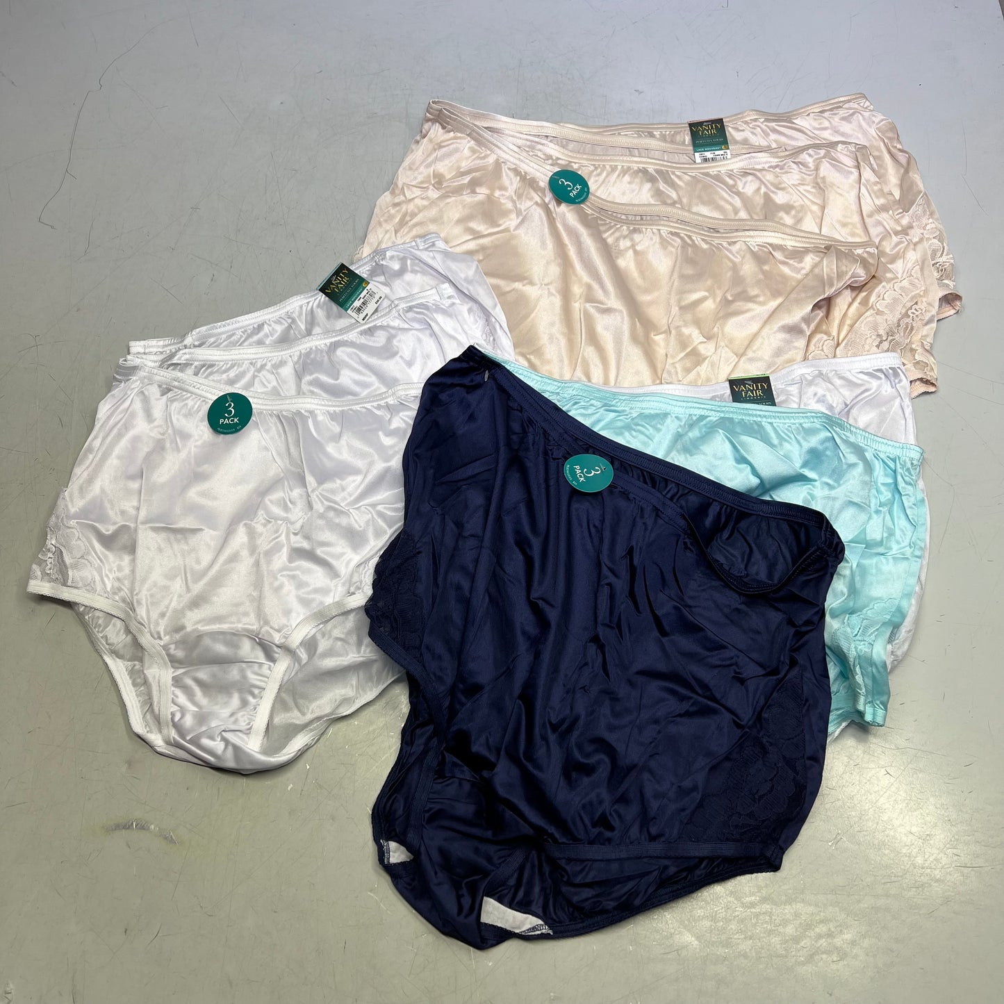 ZA@ VANITIY FAIR Lot Of Assorted Briefs w/ Lace Women's Variety Sz  Multicolor