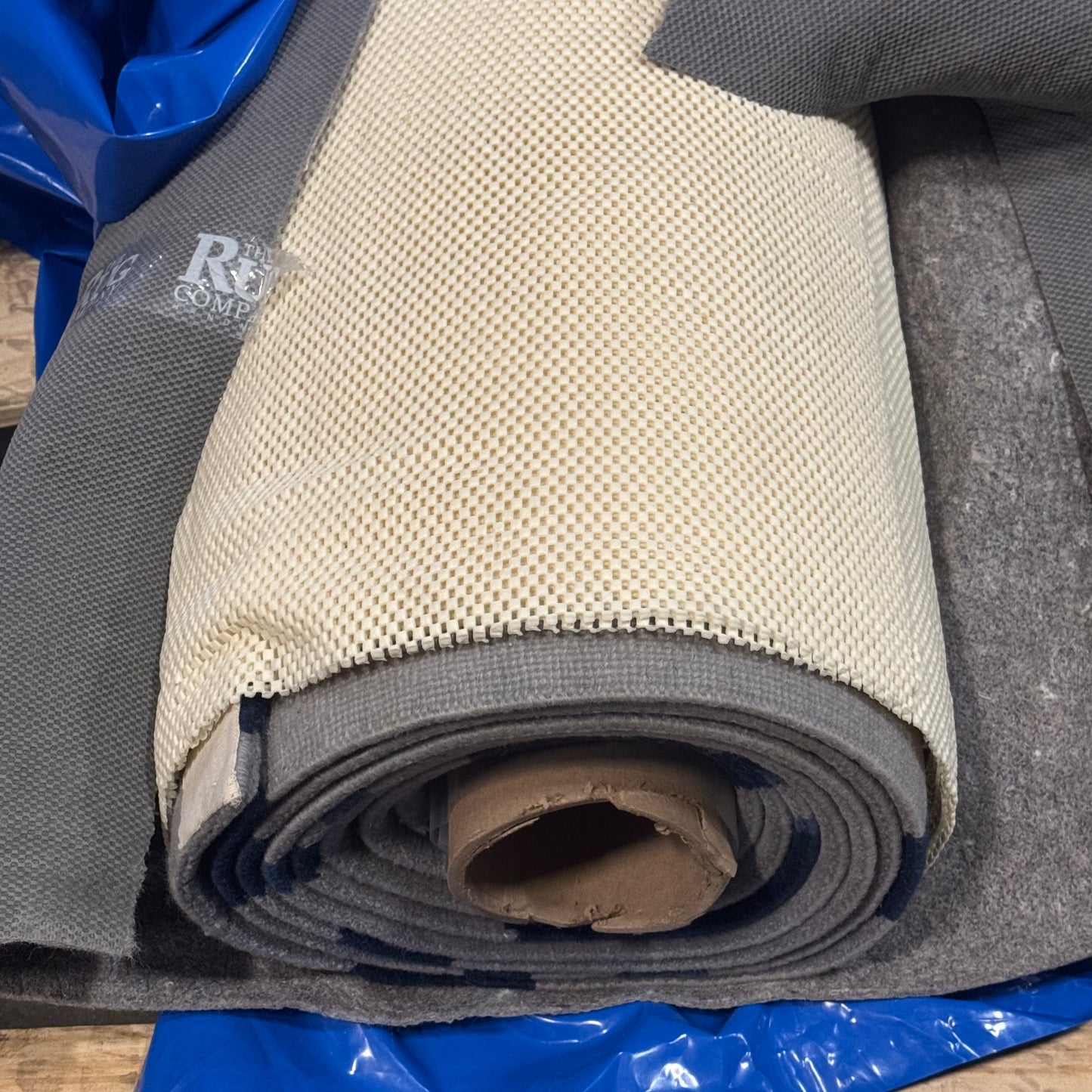 THE RUG COMPANY Bridge Modern Hand Woven Tibetan Wool Rug Roll 16’ x 12' Grey/Blue