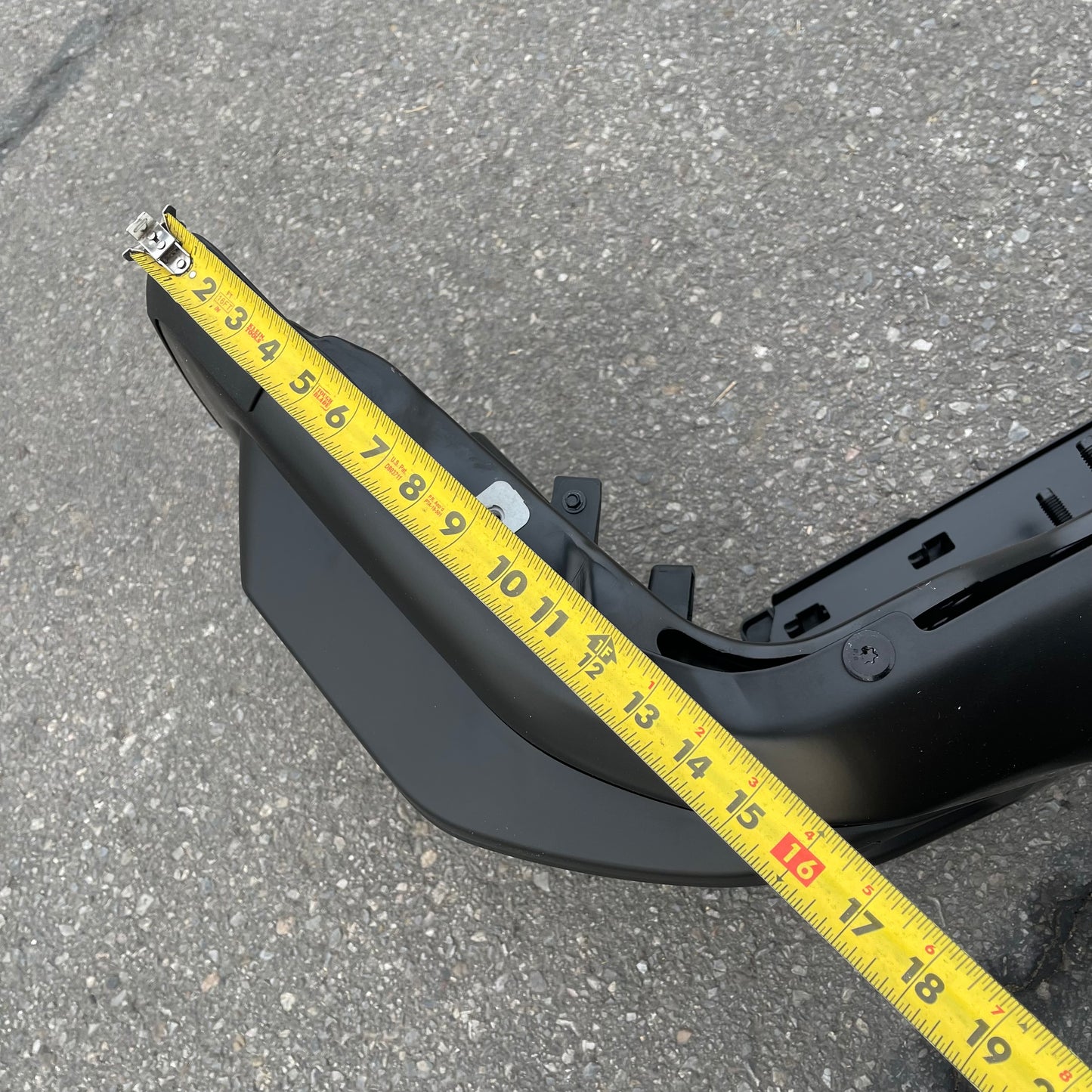 ZA@ Pallet of DIAMOND STANDARD Rear Bumper for Chevy Silverado 2500 (2019-2021) GM1103227DSC (AS-IS)