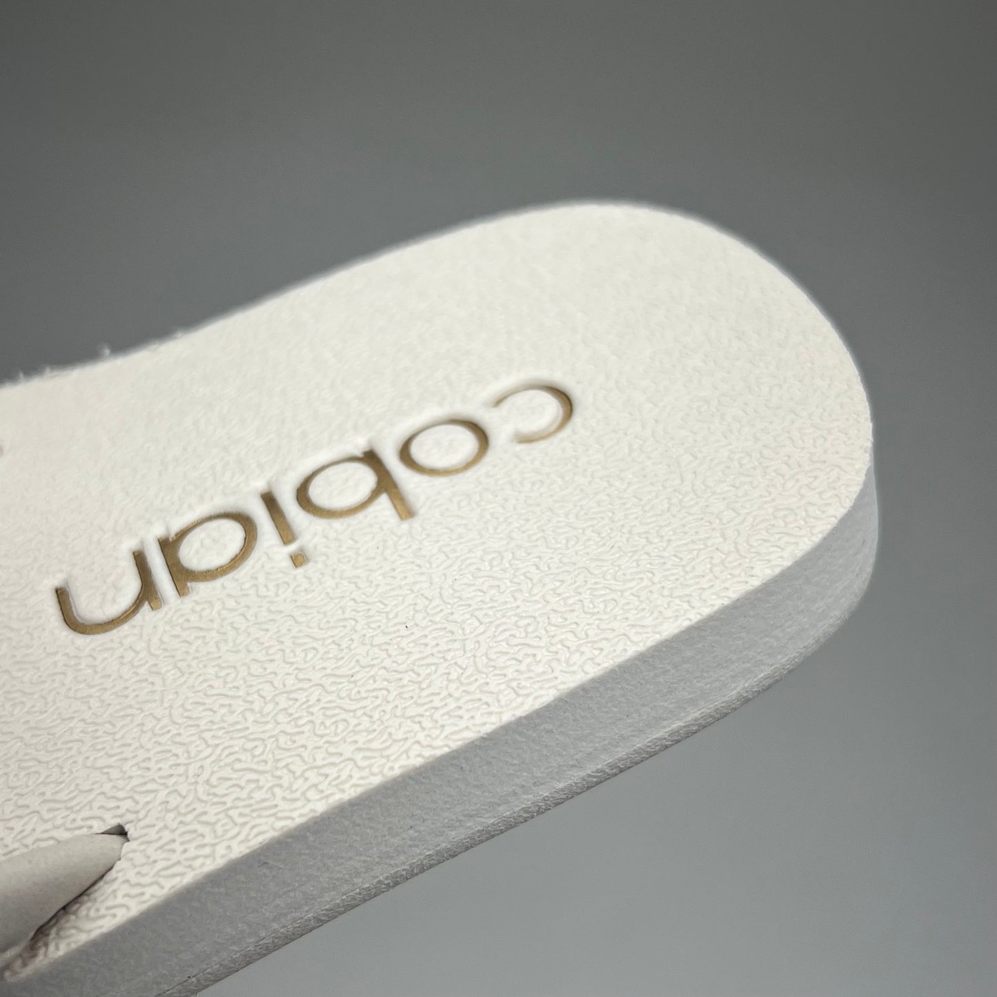 COBIAN Nia's Bounce Synthetic Leather Sandals Women's Sz 10, EU 41 Cream NIA25-110-10