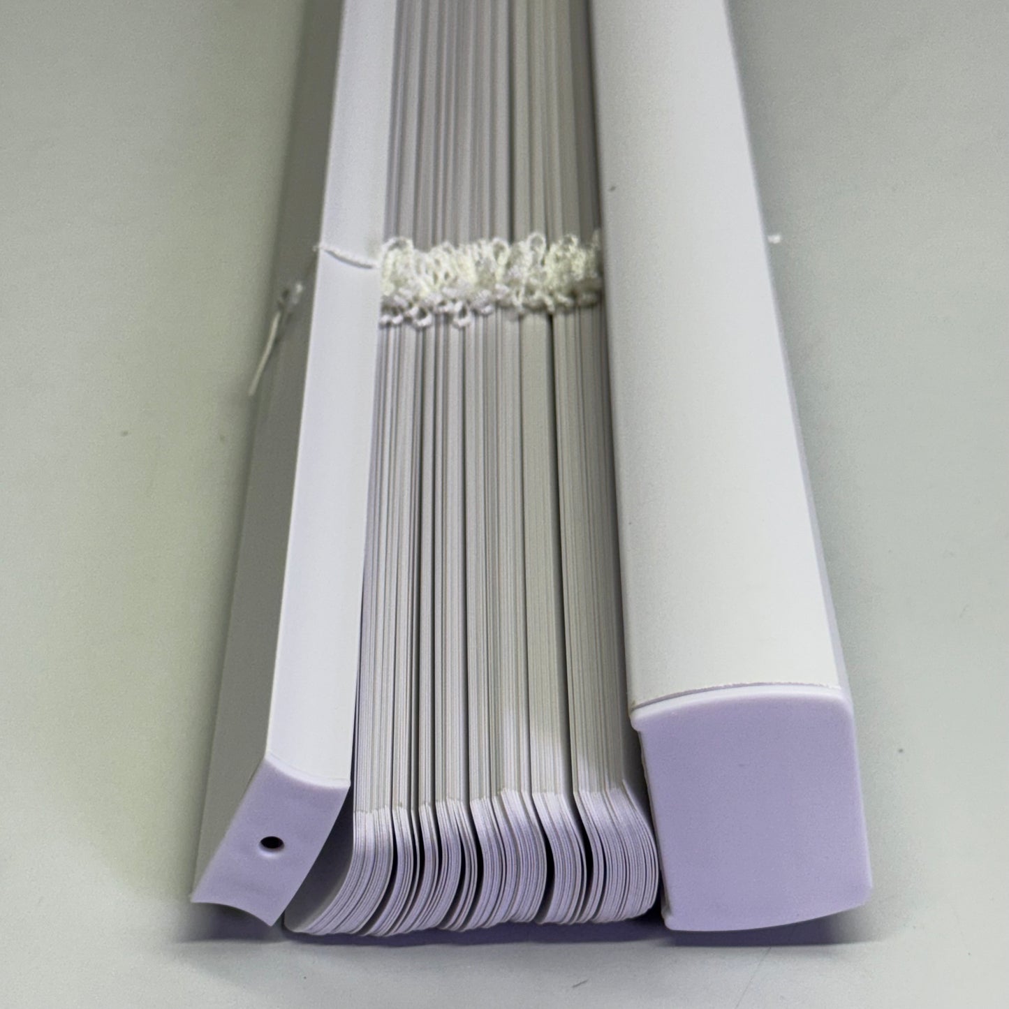 LOTUS & WINDOWARE 1" Vinyl Blind Cordless 35" x 84" White MLX3584WH