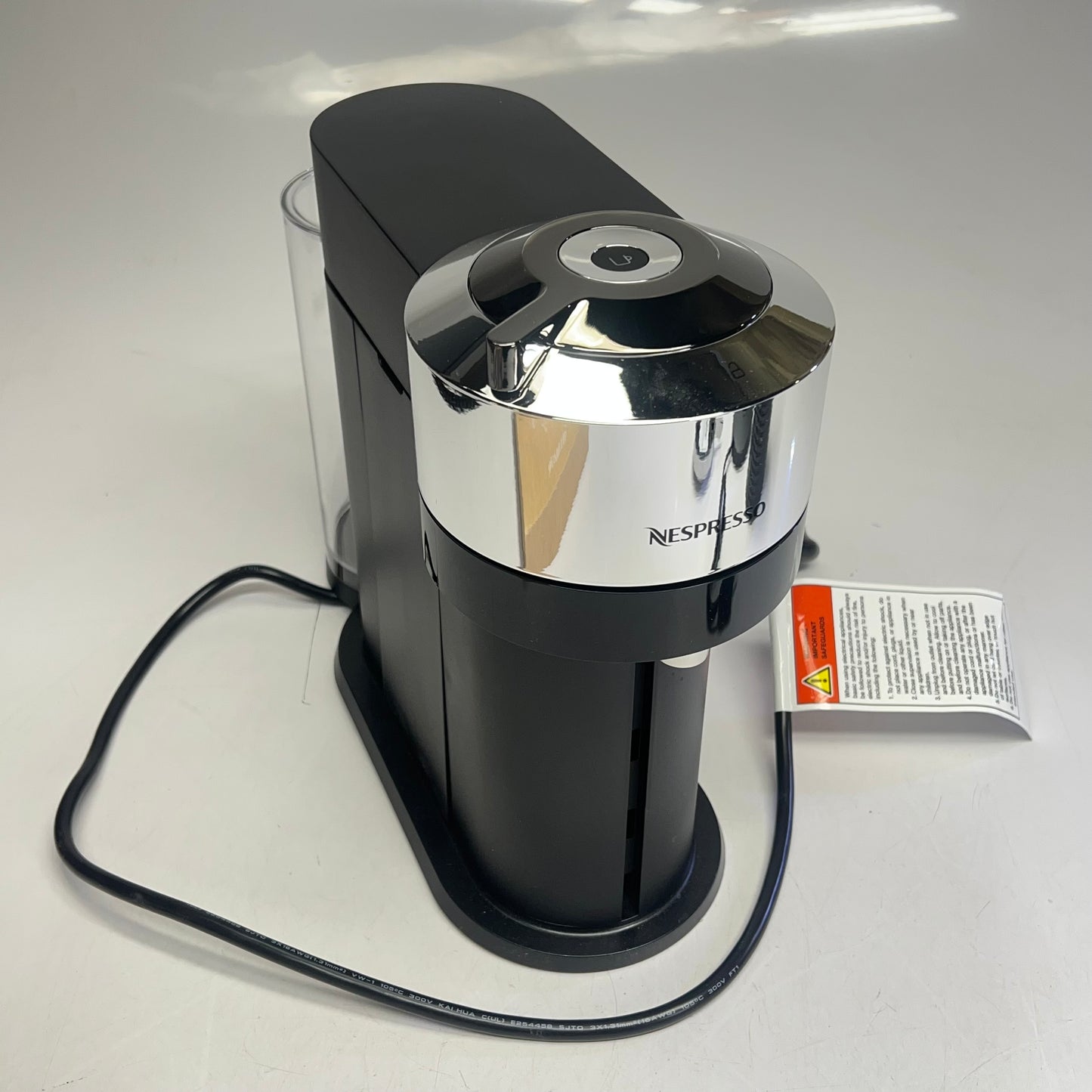 DELONGHI Nespresso Vertuo Next W/ Aeroccino 120V Black/Chrome ENV120CAE