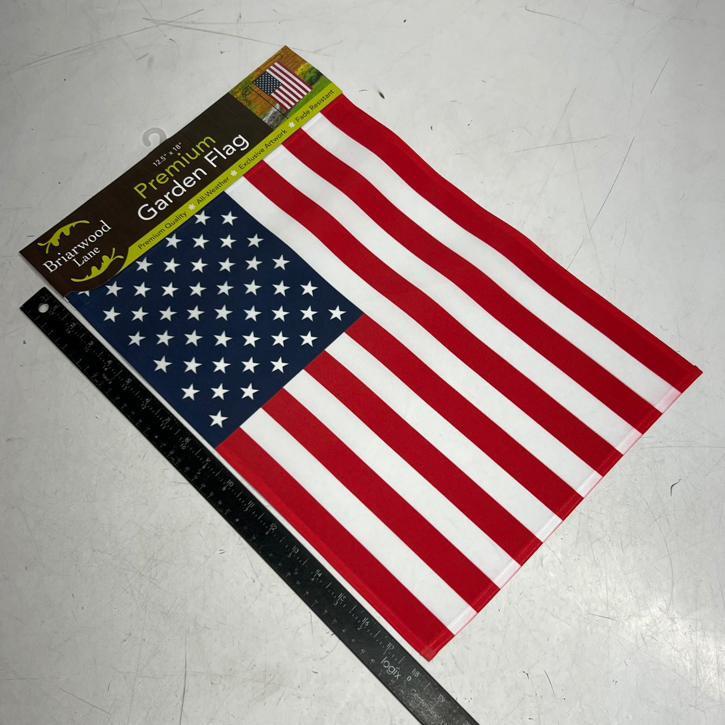 BRIARWOOD LANE United States of America Garden Flag Sz 12.5" x 18" Red & White G00868
