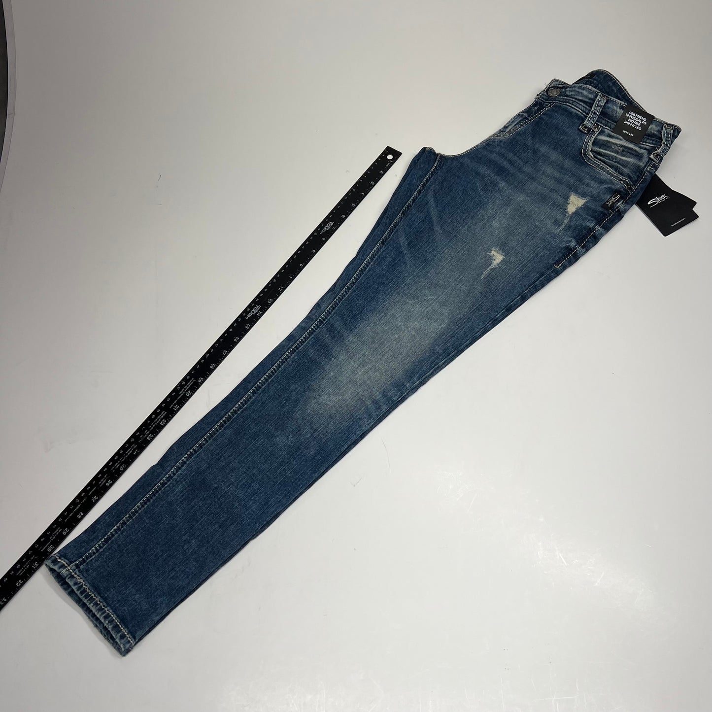 SILVER JEANS CO. Girlfriend Mid Rise Skinny Leg Jeans Women's Size 30/29 Indigo