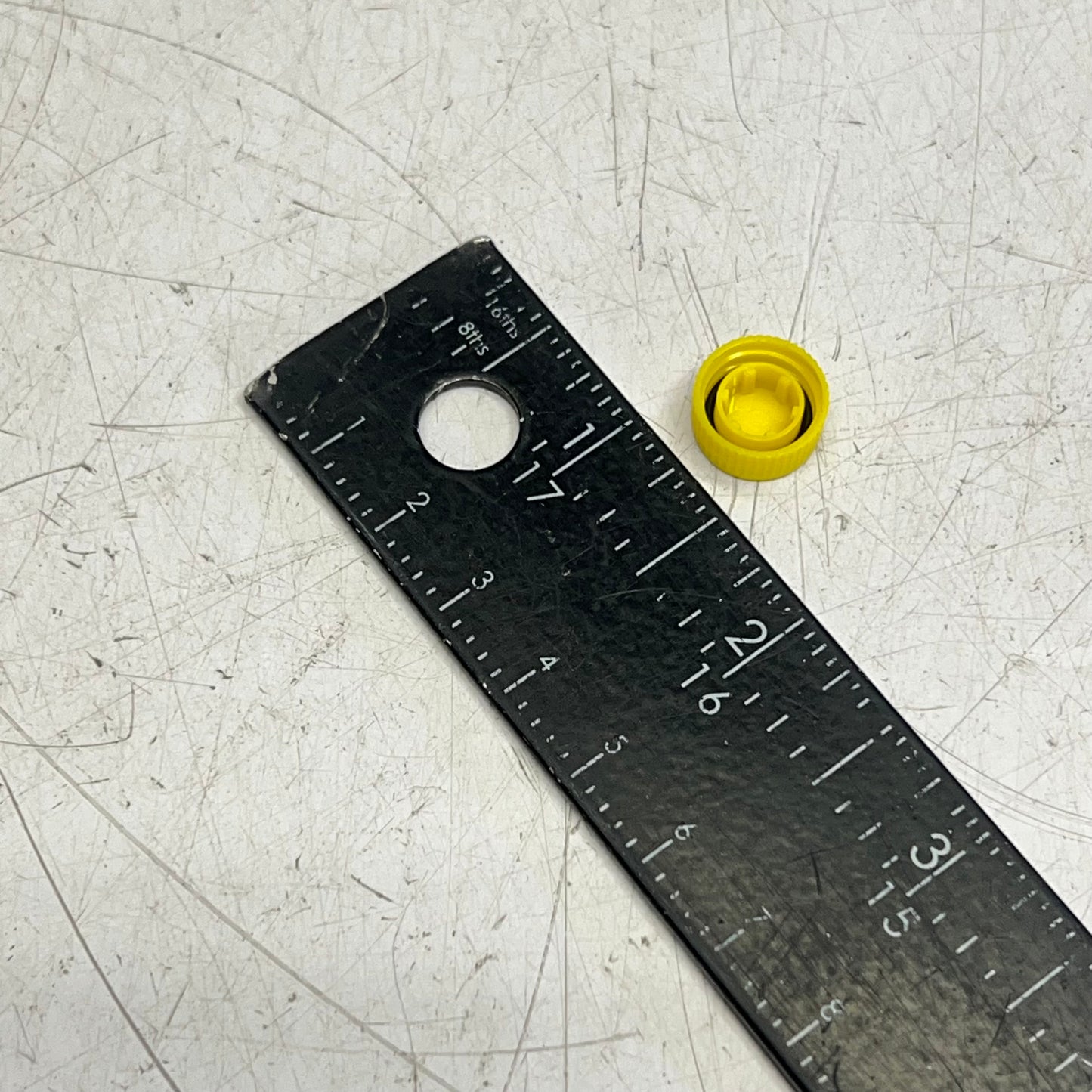 ZA@ GENE MATE (4 PACK, 500 EACH) Standard Screw Tube Caps  Yellow C-3326-Y