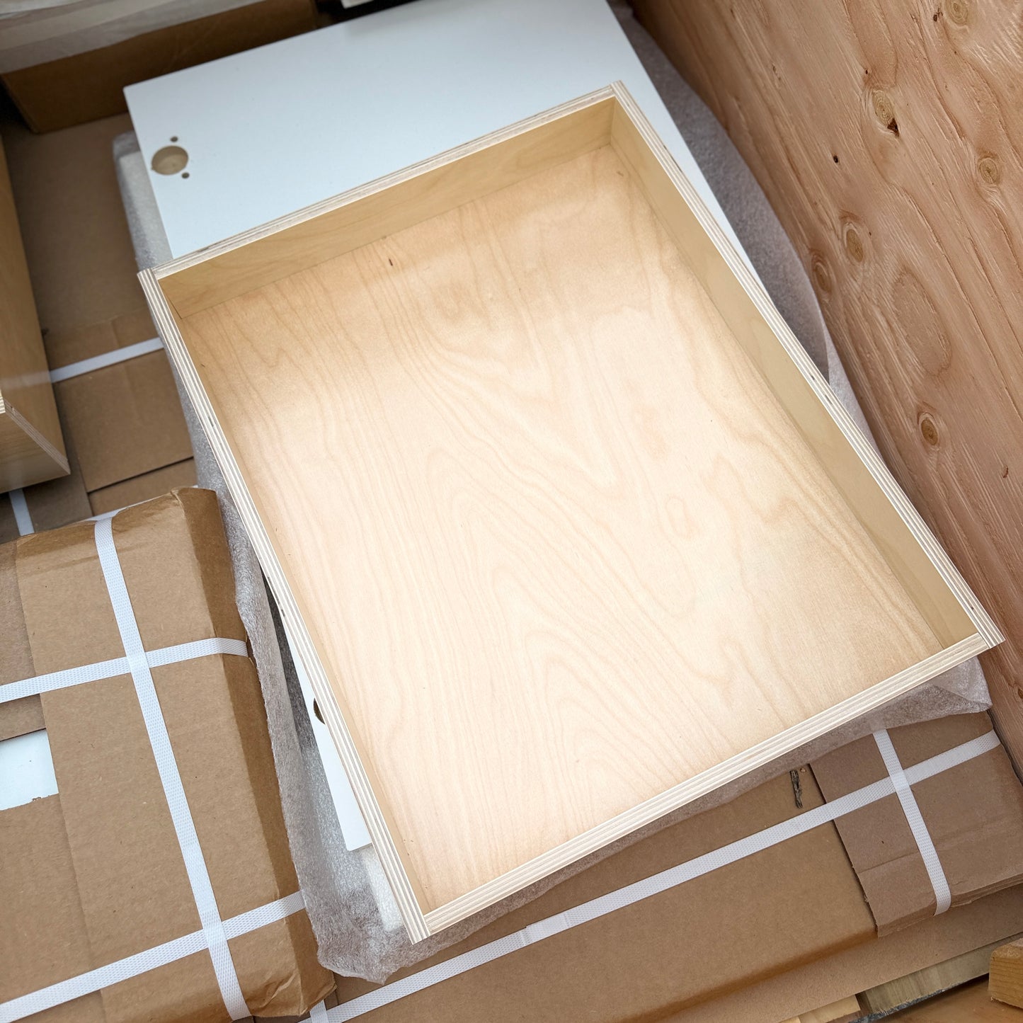 ZA@ Pallet of REBORN CABINETS Pressed Wood Cabinetry Parts Black, White (AS-IS)