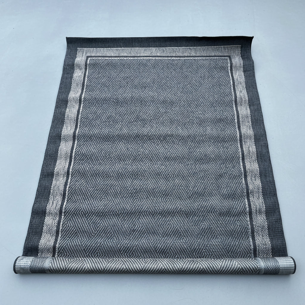 ZA@ GERTMENIAN Ravenna Indoor/outdoor Rug 6' 6" x 9' 6" Geo Border Charcoal G18721 (Return)