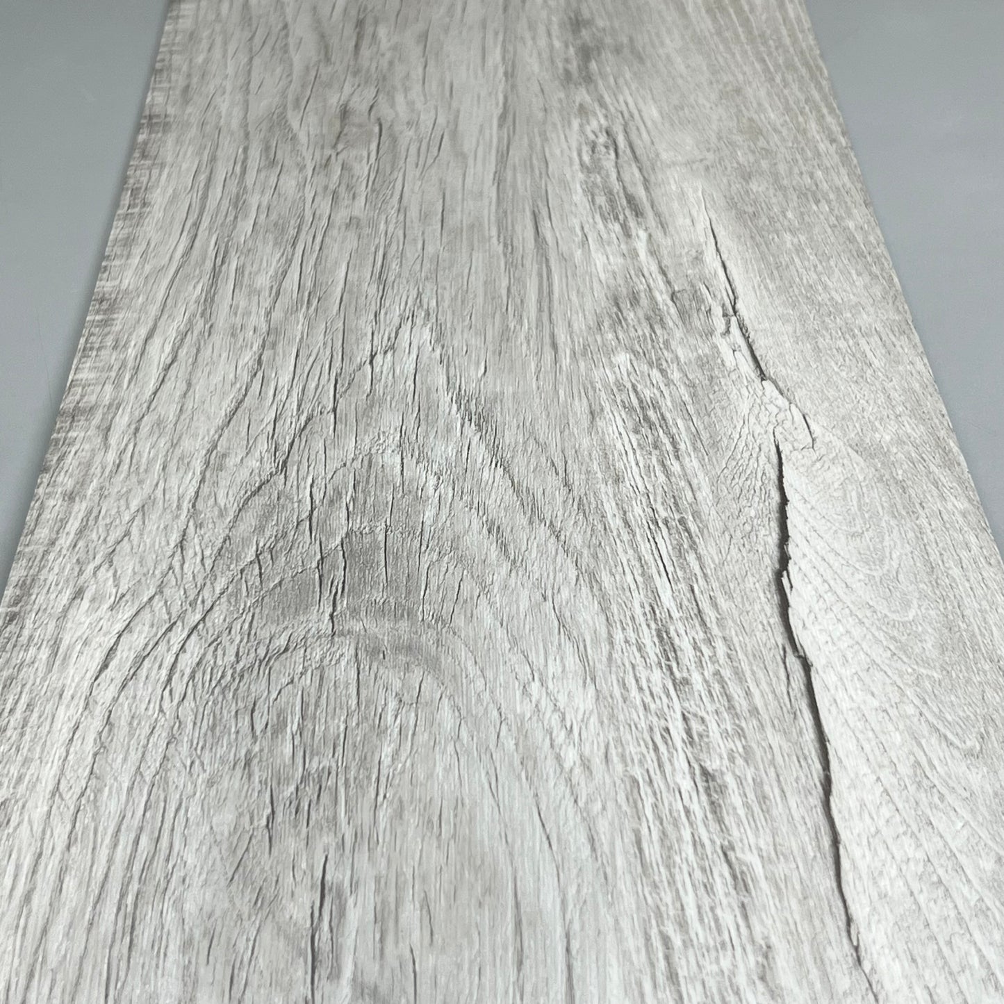 MILLIKEN HERITAGE WOOD Flexform (5.0mm) Vinyl Plank Flooring Size: 9” x 59.72” (6 Pieces) Color: HER218/Honor