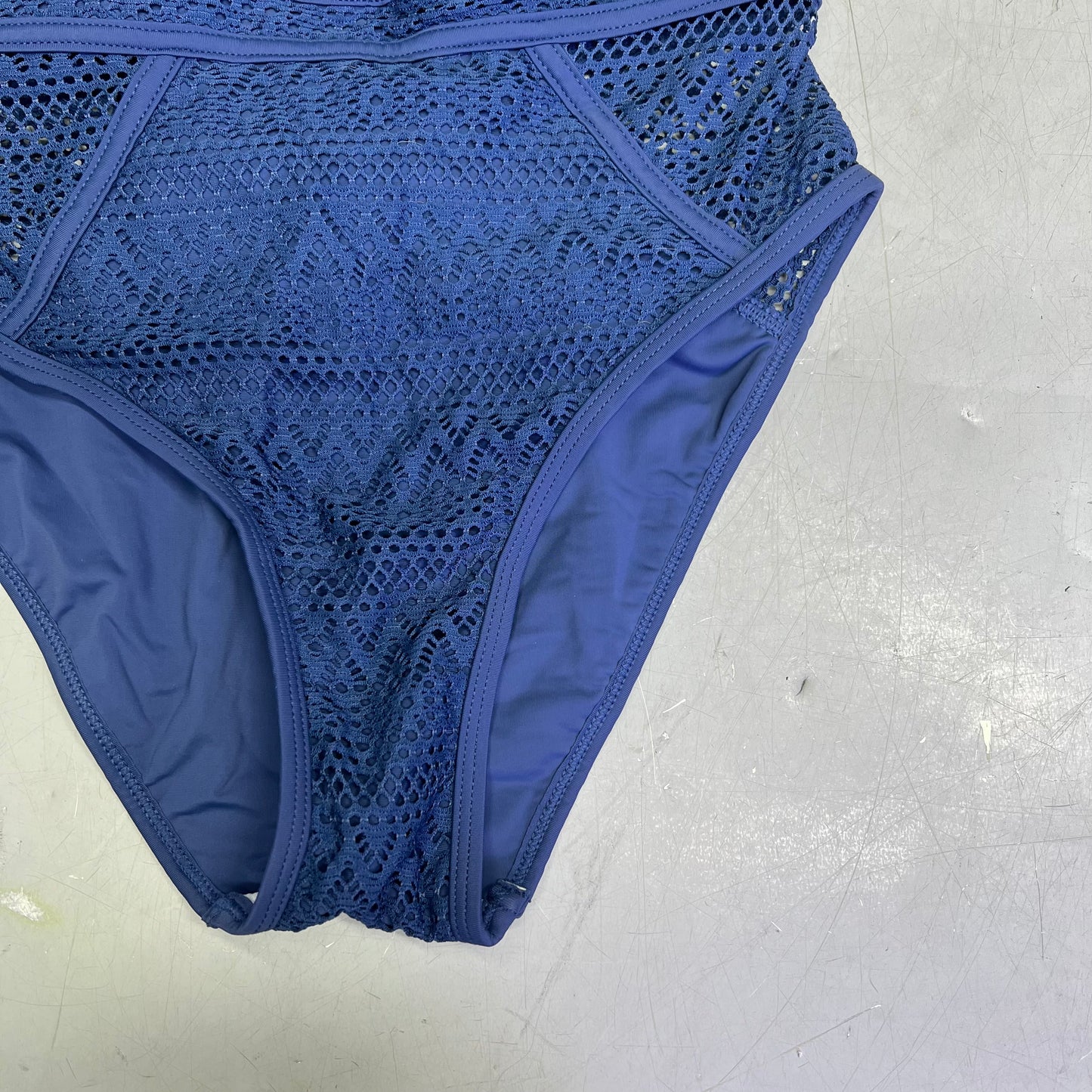 CHARMO Solid Cross Plunge Crochet One Piece Swimsuit Women's Sz S Blue