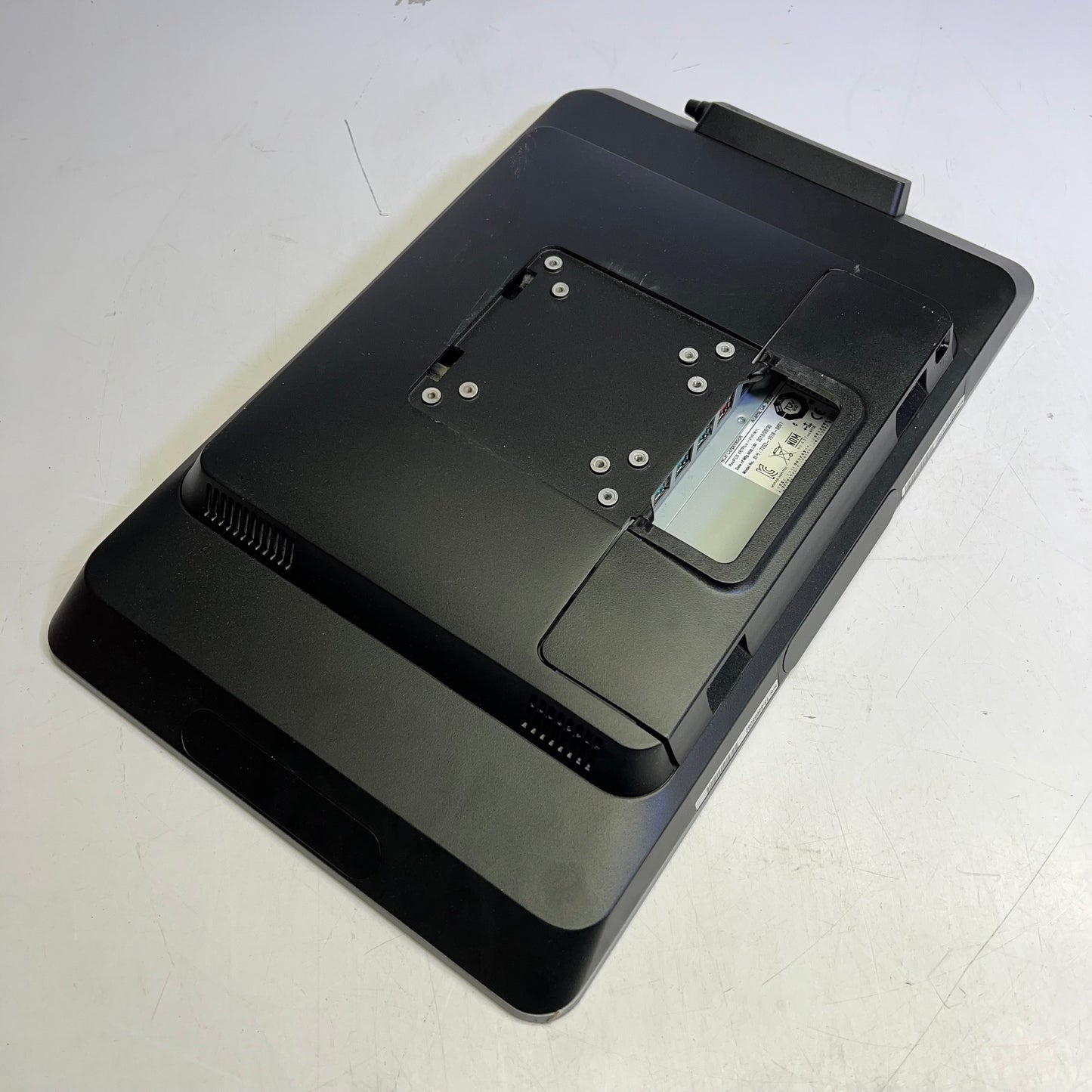 NCR Touchscreen POS Xrr7 Plus 19"x12"x3" Black 7703-1518-8801 (As-is)