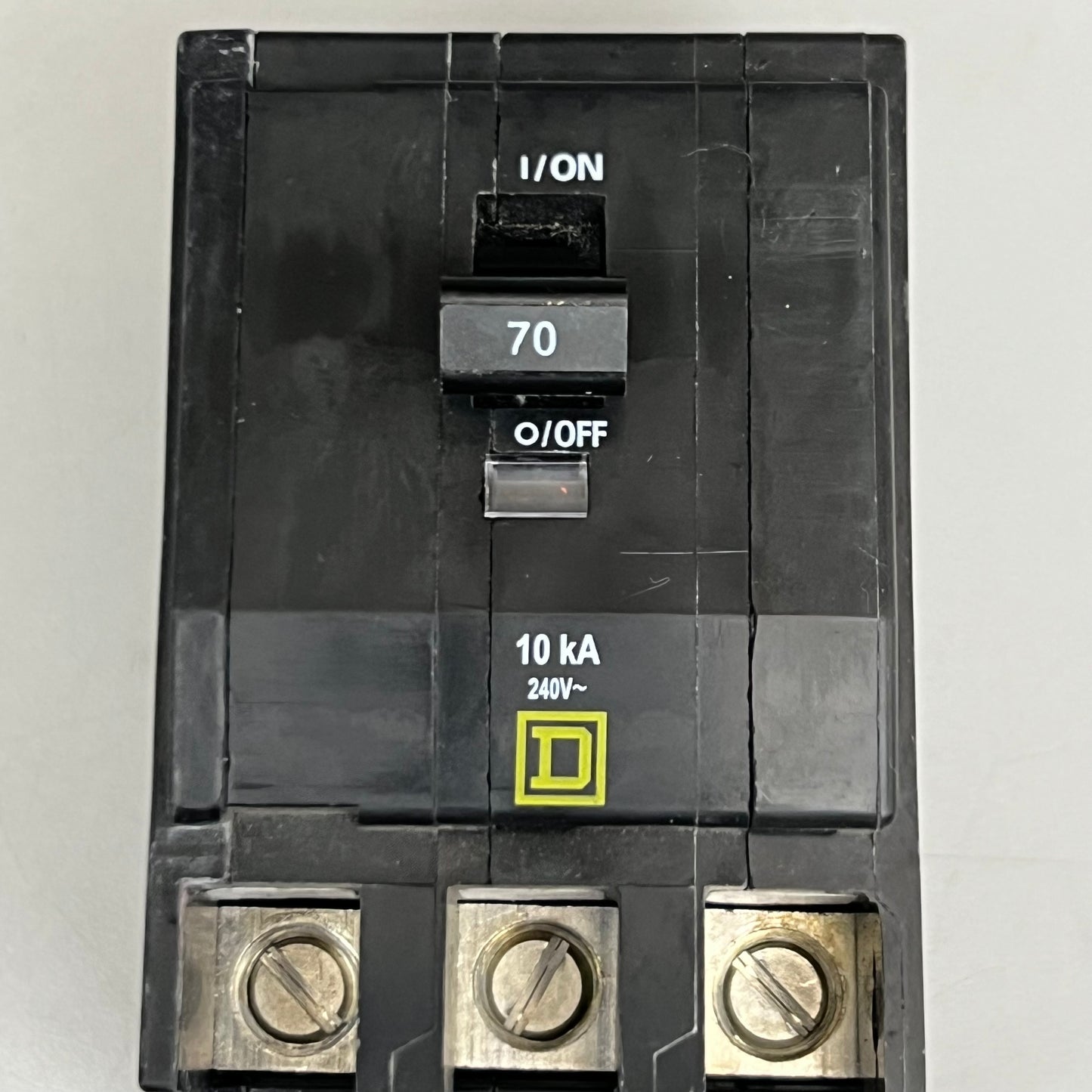 SQUARE D Bolt-on Circuit Breaker 70A-240V QOB370