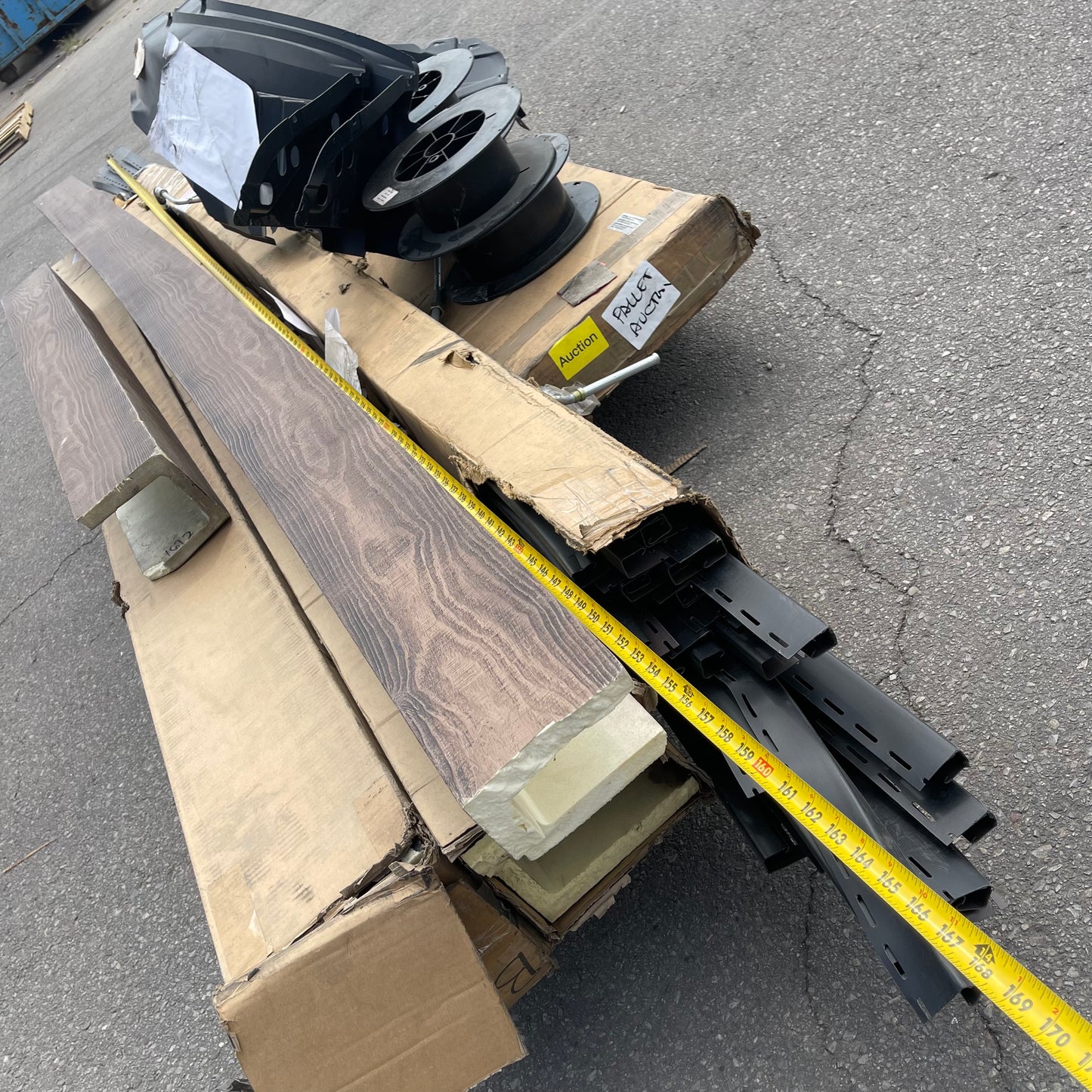 ZA@ Pallet of MIXED Plastic Channels, Faux Wood Trim, Fender Liners, Shelf Parts, & More! (AS-IS)