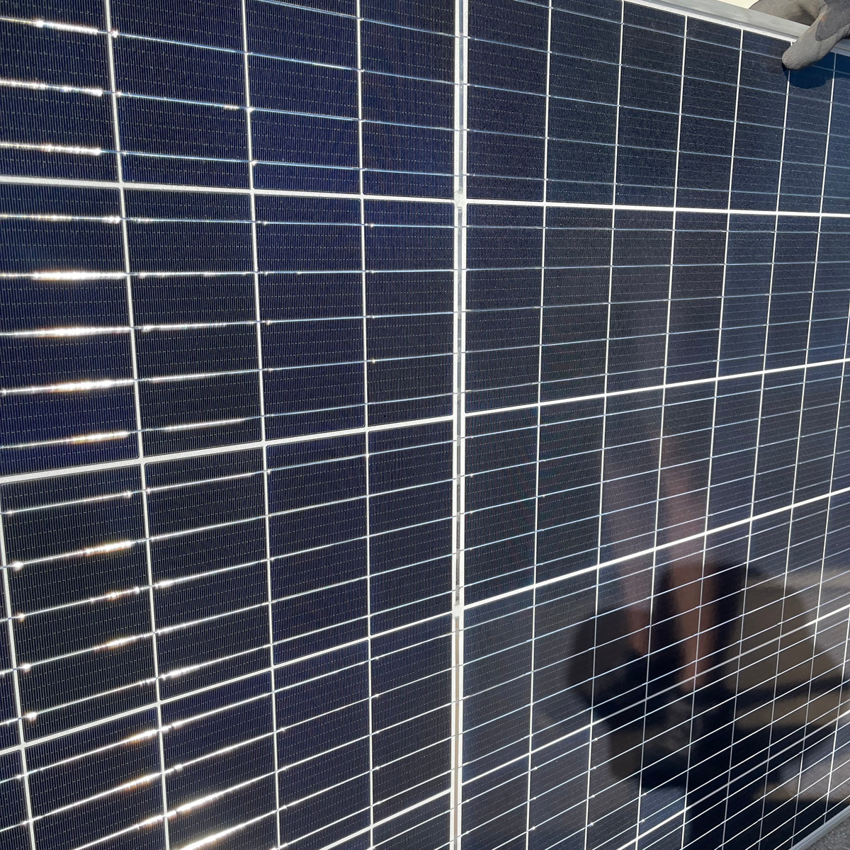 JINKO Solar Panel Photovoltaic Module 79"x39" JKM405M-72HL-V